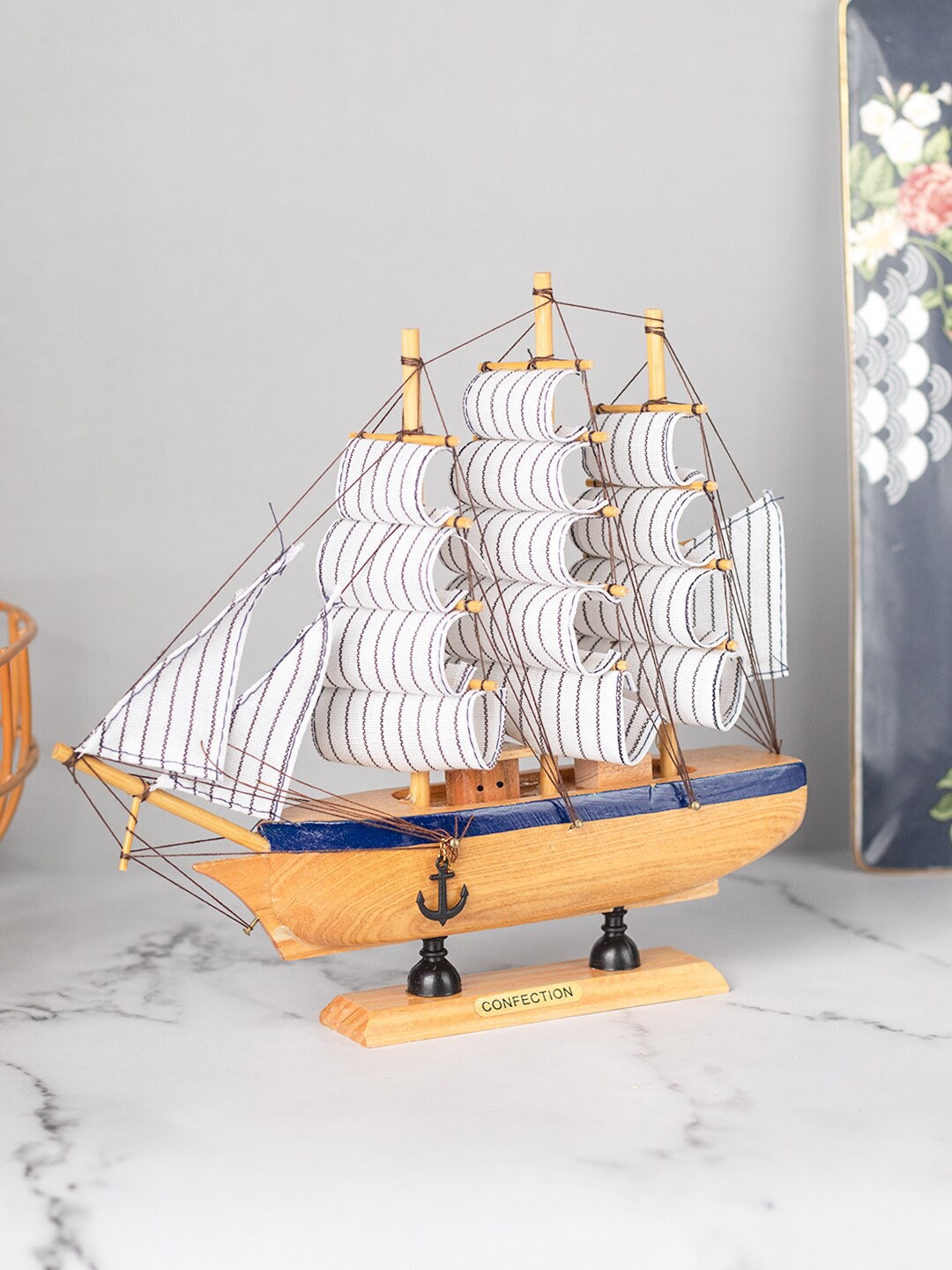 MARKET99 Brown & White Marine Sailing Boat Ship Showpiece