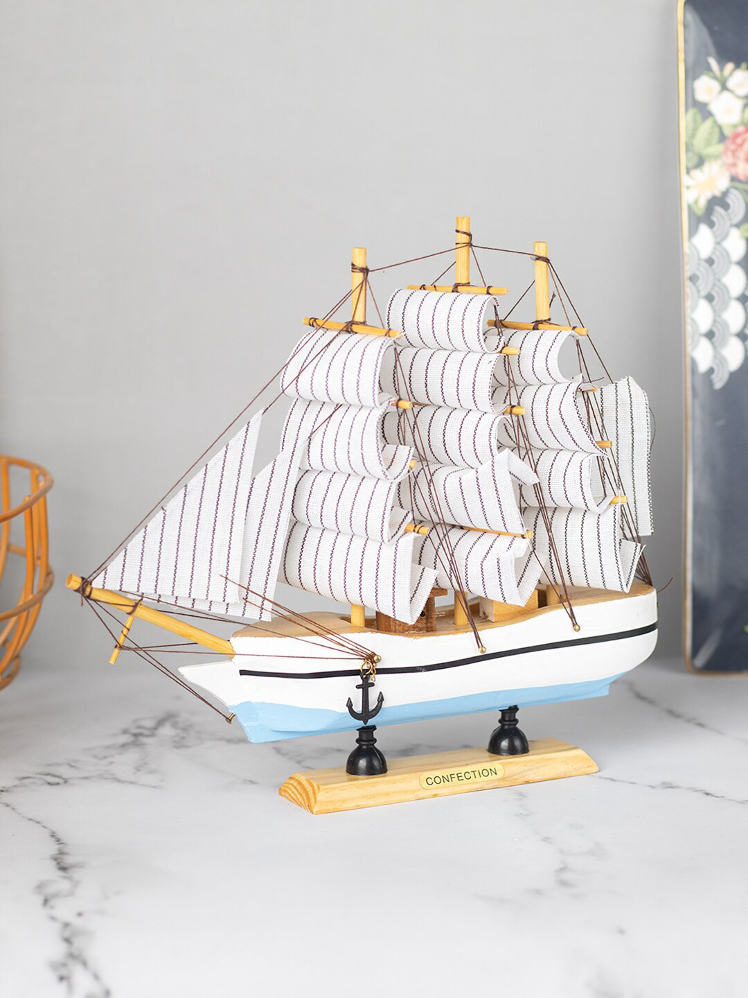 

MARKET99 White Marine Sailing Boat Ship Showpiece