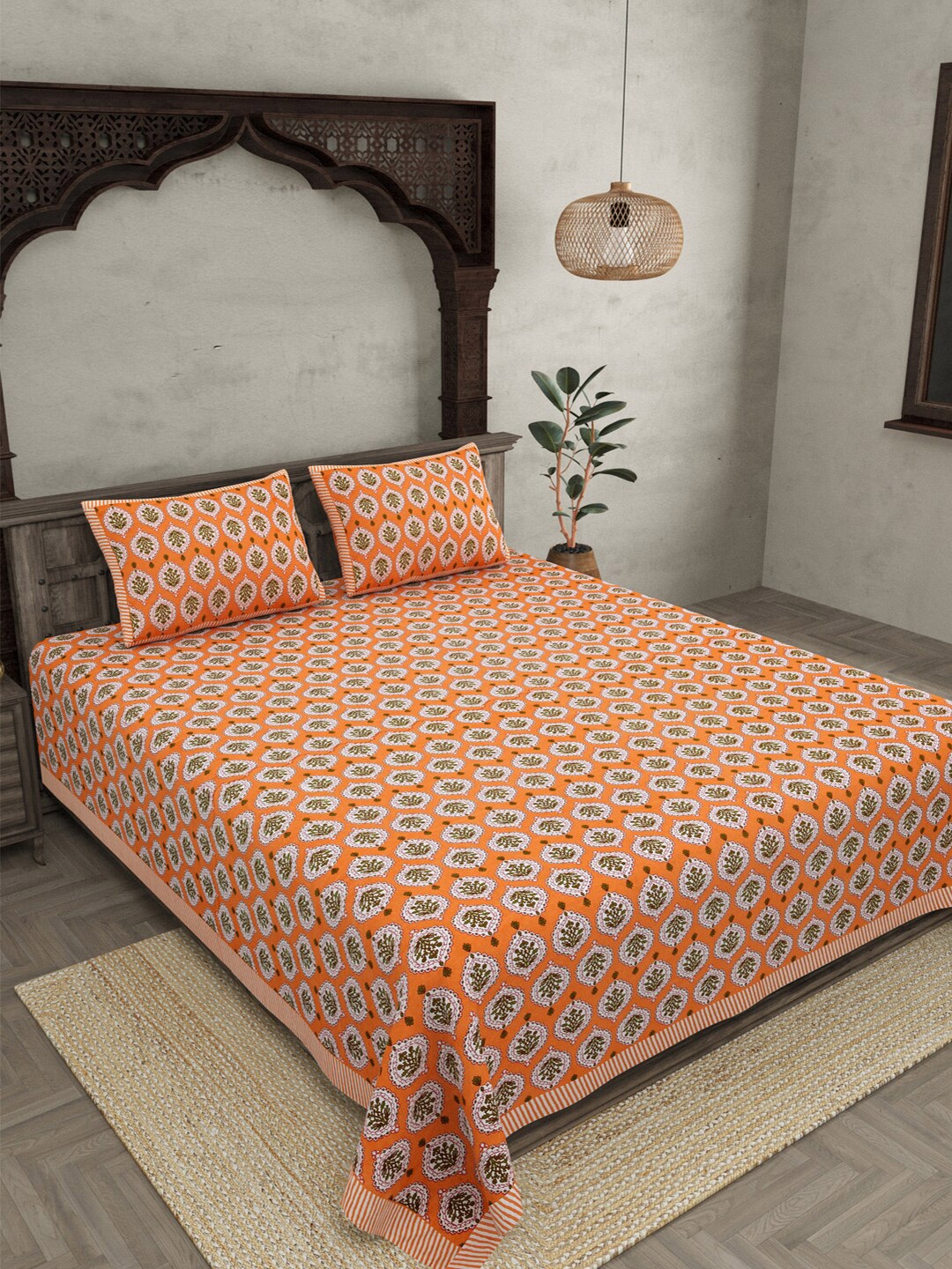 

JAIPUR FABRIC Orange & White Ethnic Motifs Cotton 210 TC Queen Bedsheet Set