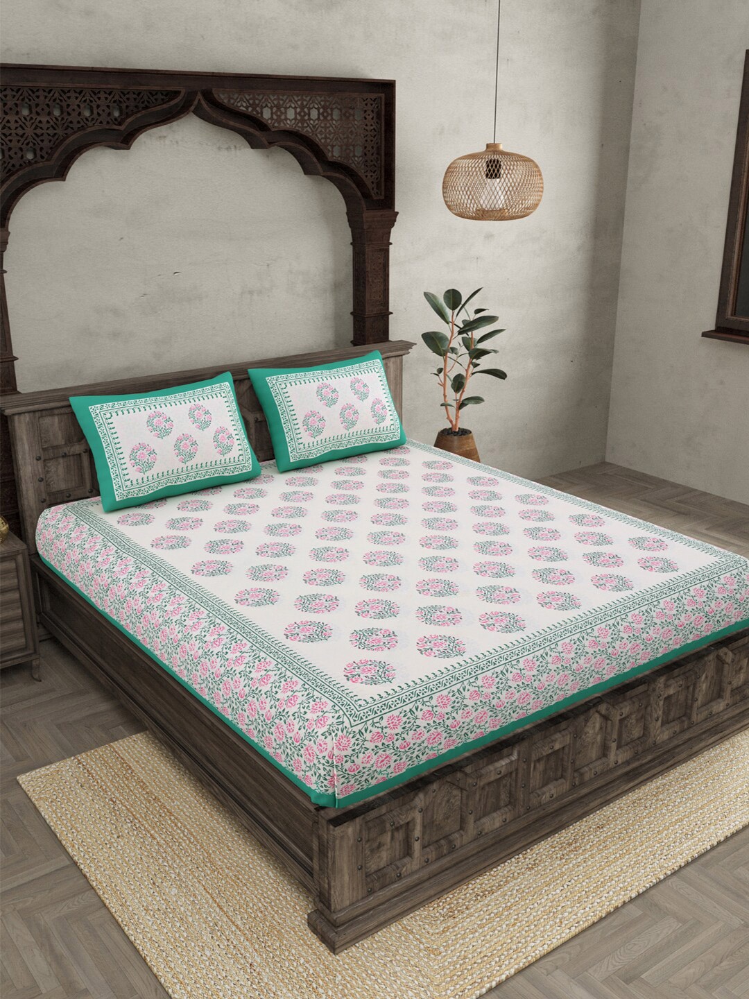 

JAIPUR FABRIC Cream & Green Printed Cotton 210 TC Queen Bedsheet with 2 Pillow Covers