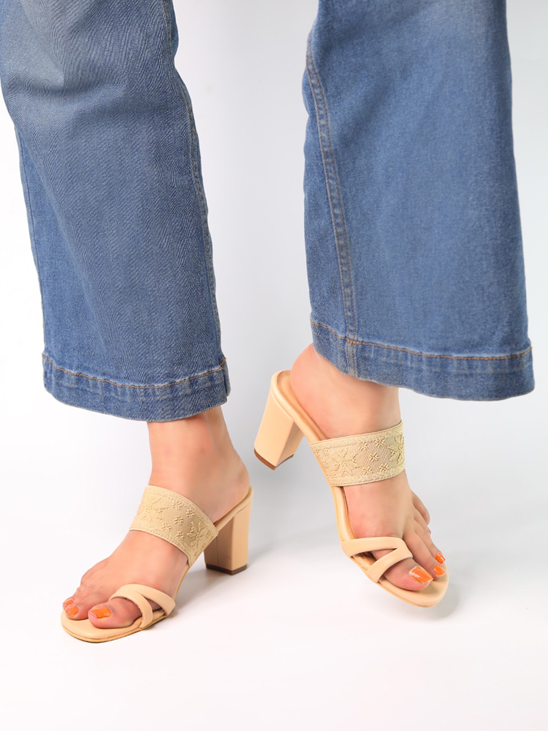 

Monrow Woven Design Block Heels, Cream