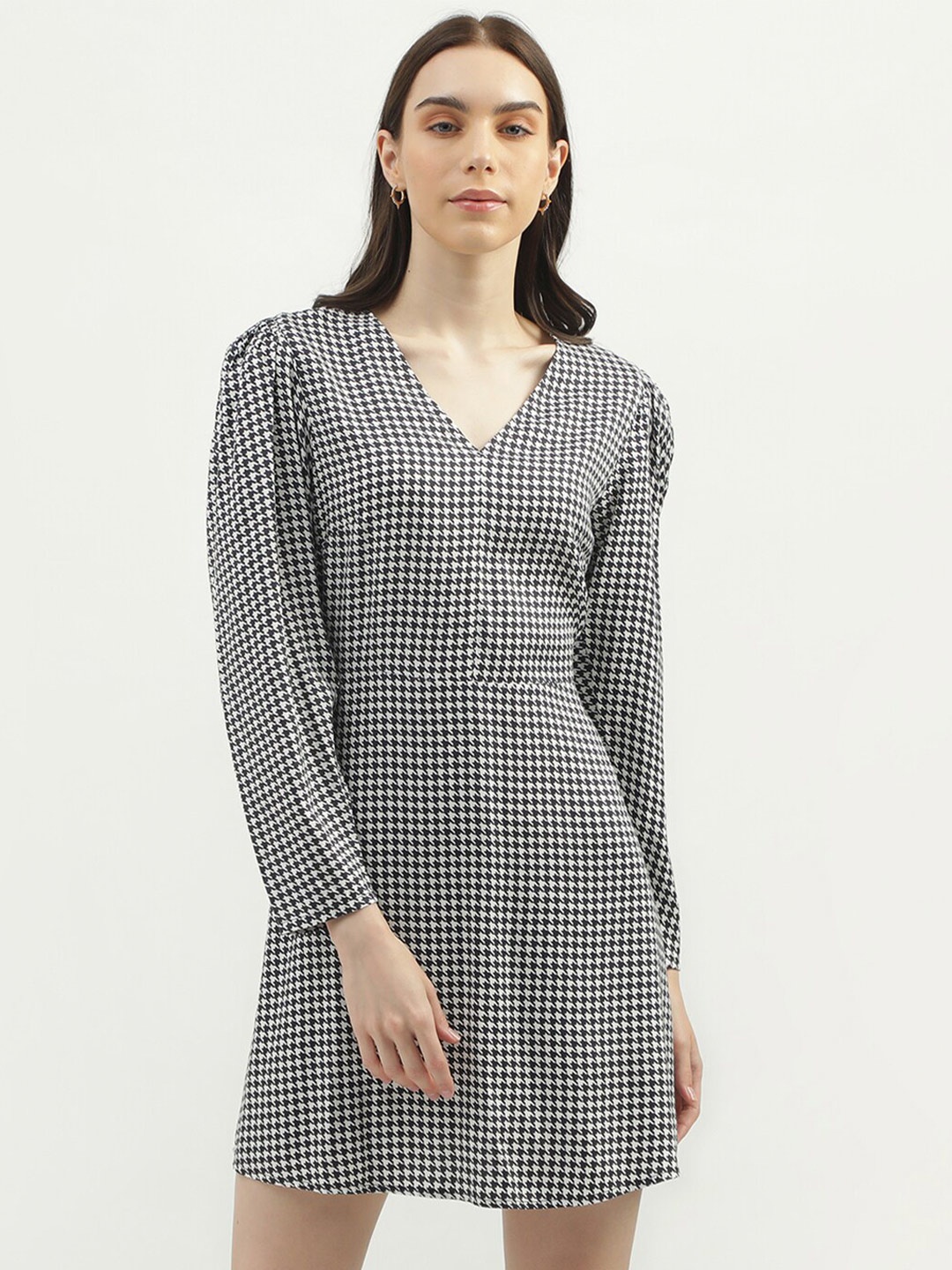 United Colors of Benetton Checked V-Neck A-Line Mini Dress, Black