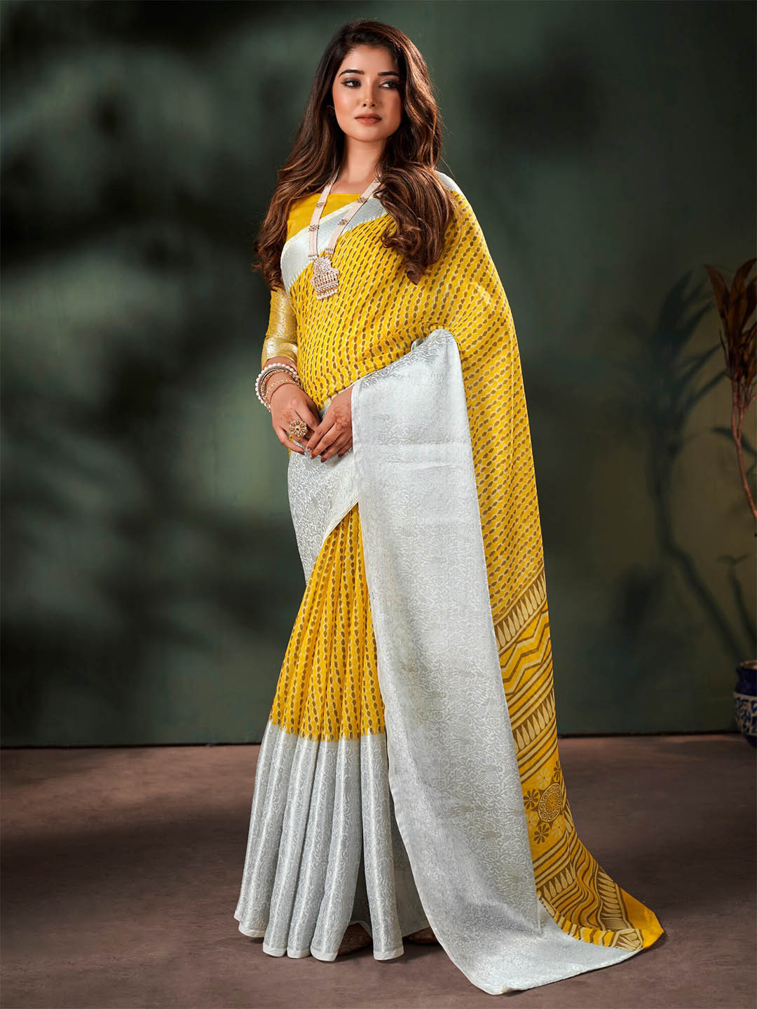 

Saree mall Abstract Printed Zari Sungudi Sarees, Yellow