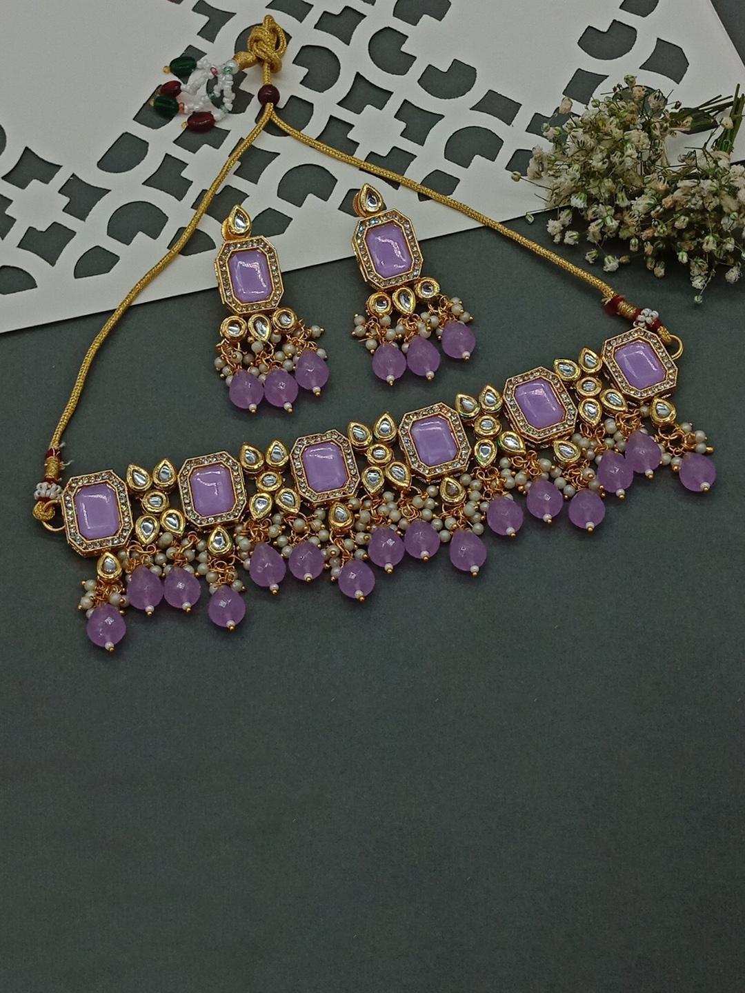 

AASHISH IMITATION Gold-Plated Stone Studded & Beaded Jewellery Set