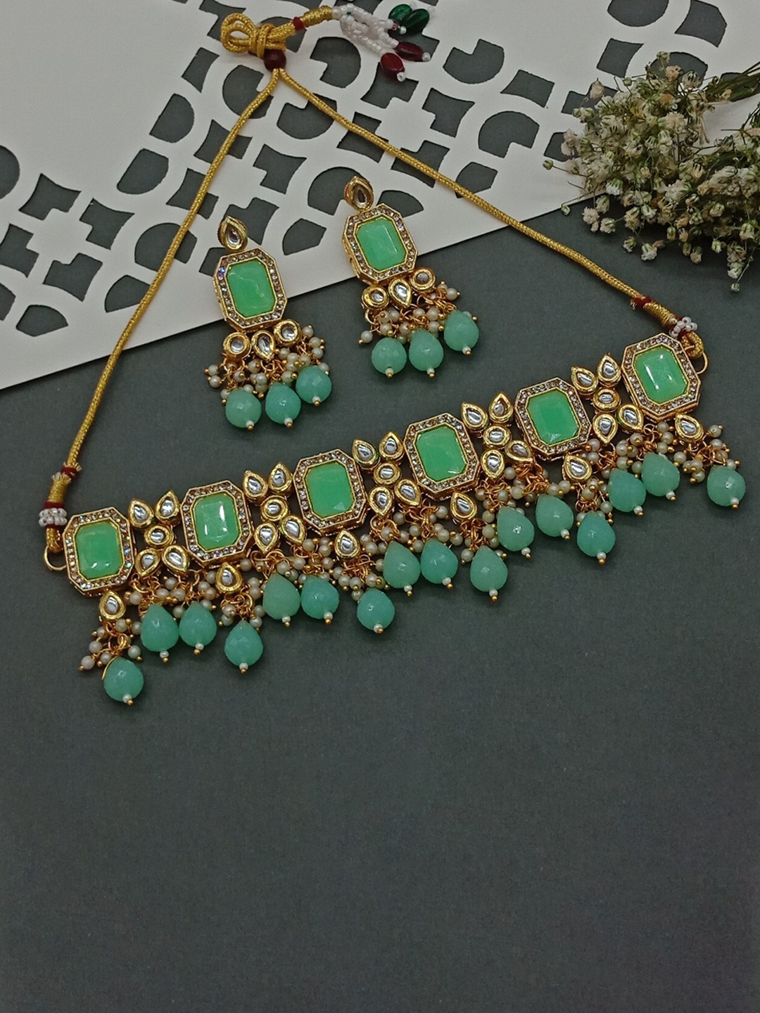 

AASHISH IMITATION Gold-Plated Kundan-Studded Choker Necklace And Earrings