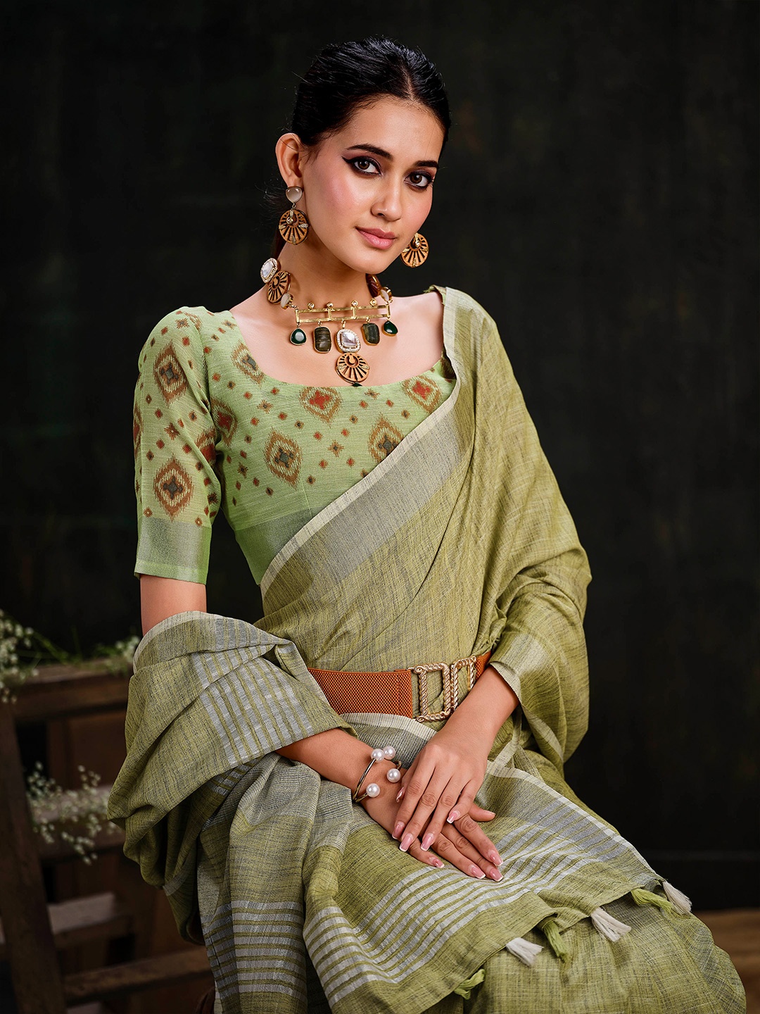 

Sangria Woven Design Sarees, Green
