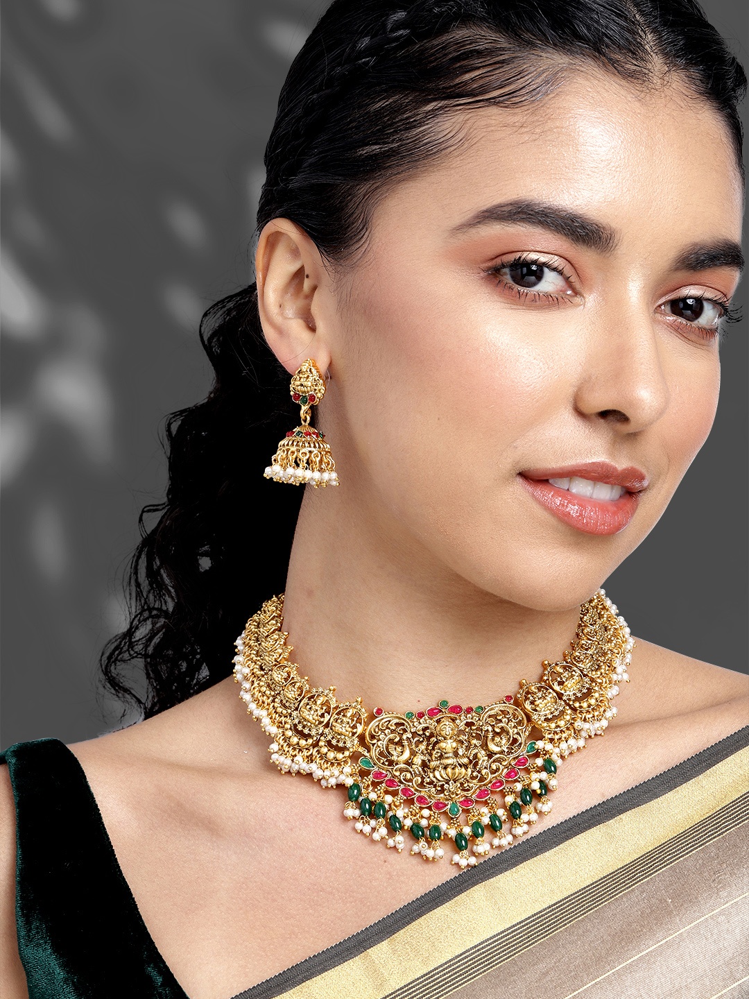 

Peora Gold-Plated Kundan Jewellery Set, Red
