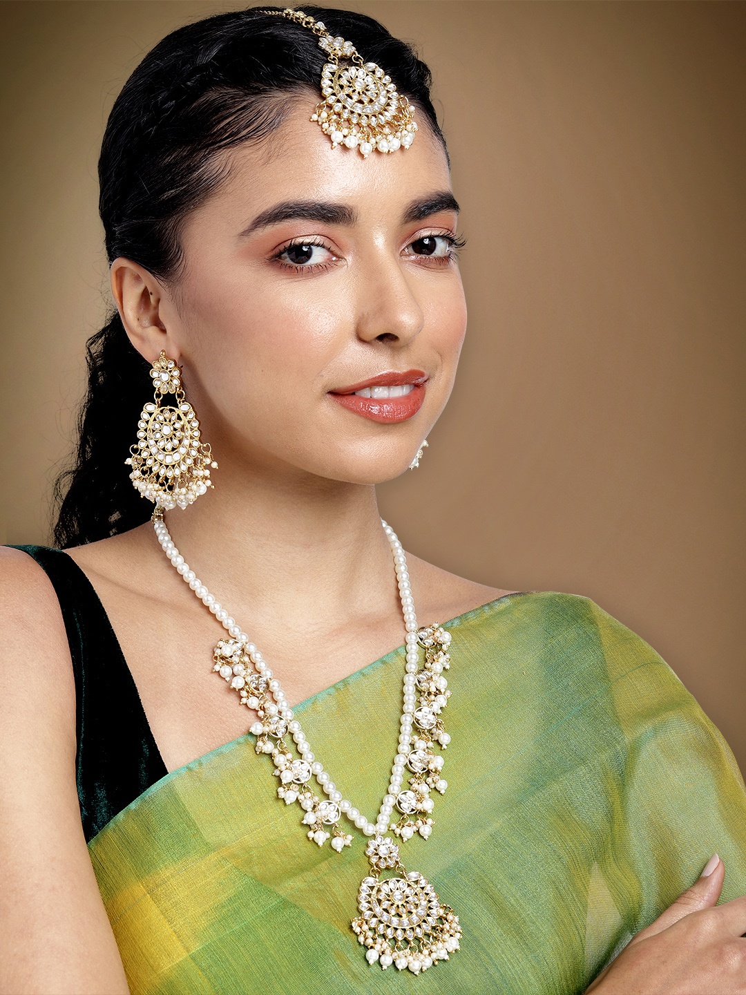 

Peora Gold-Plated Kundan Jewellery Set, White