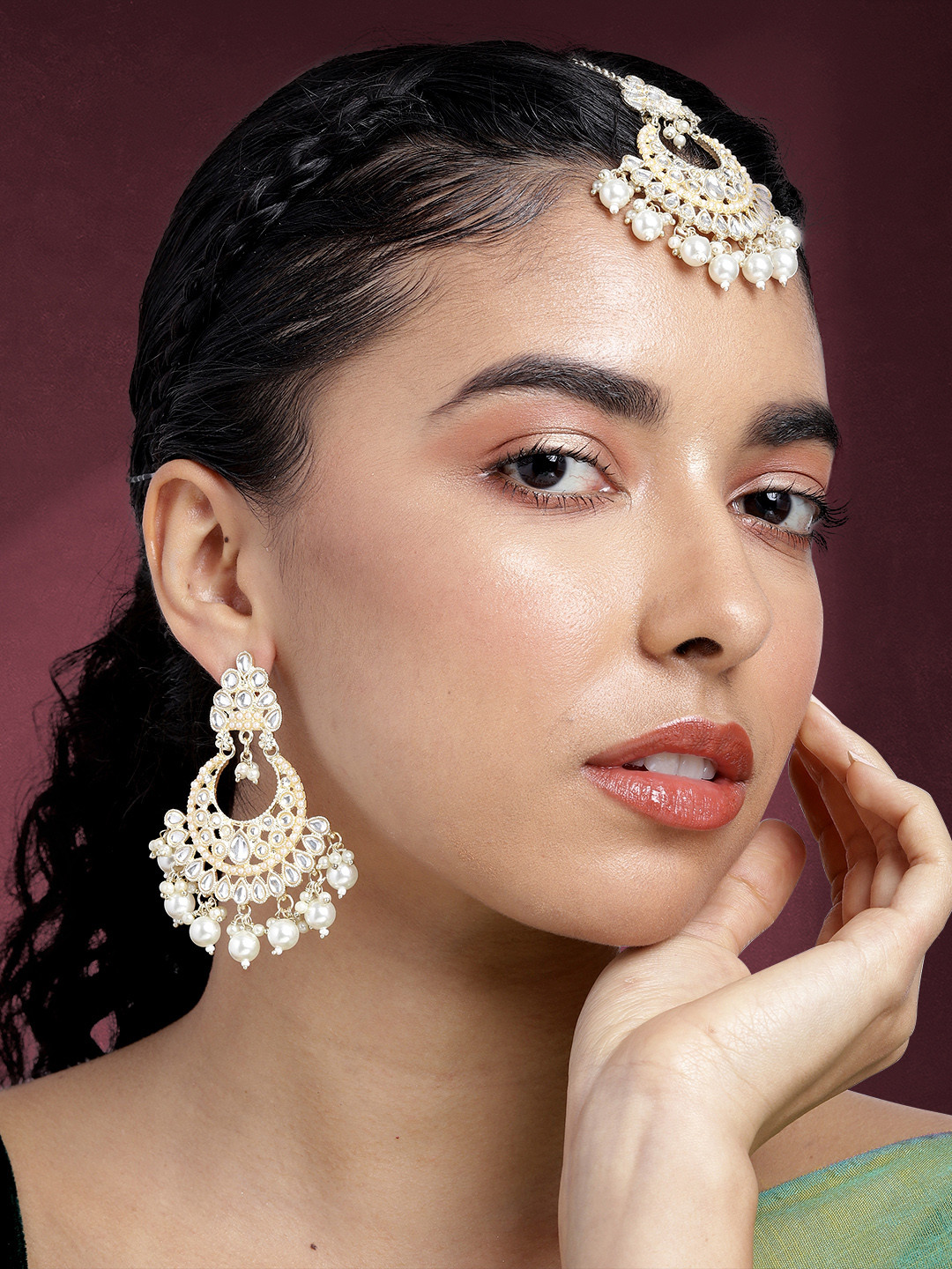 

Peora Gold-Plated Kundan Jewellery Set, White
