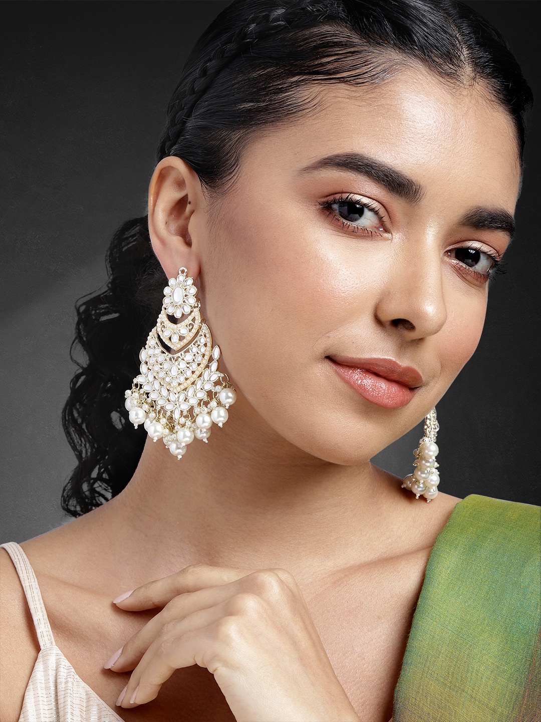 

Peora Gold-Plated Kundan Studded Crescent Shaped Chandbalis Earrings, White