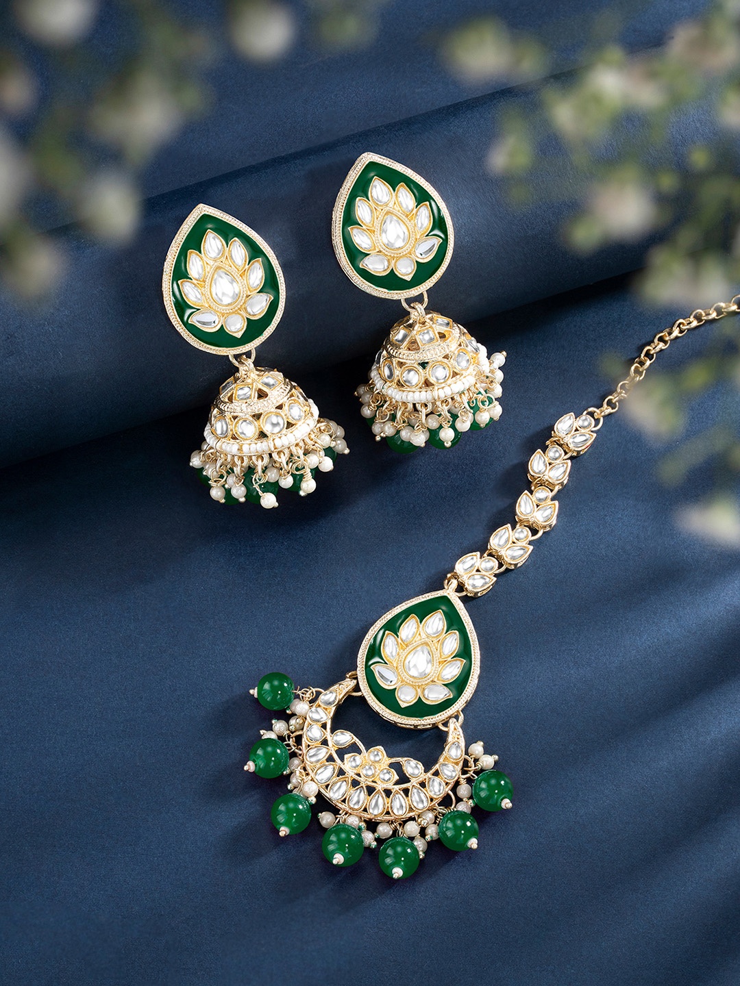 

Peora Women Gold-Plated Kundan Studded & Beaded Mang Tikka with Earrings, Green