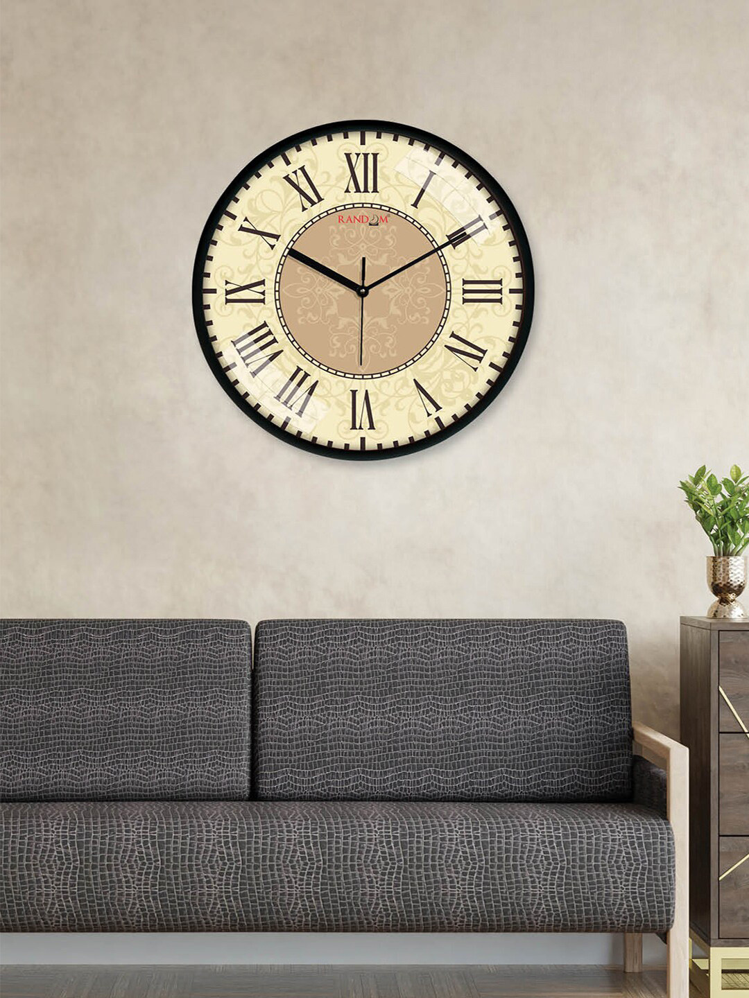 

RANDOM Black & Cream-Coloured Analogue Classic Wall Clock