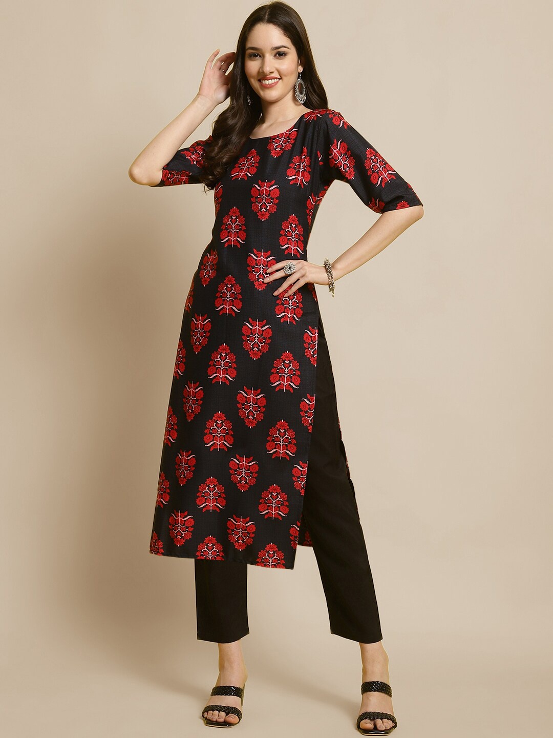 

7Threads Women Black Floral Printed Regular Kurta with Trousers