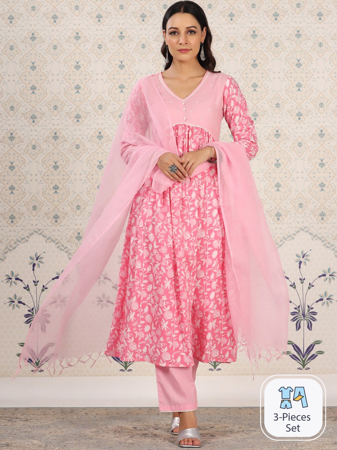 

Ode by House of Pataudi Floral Printed Empire Pure Cotton Kurta with Pyjamas & Dupatta, Pink