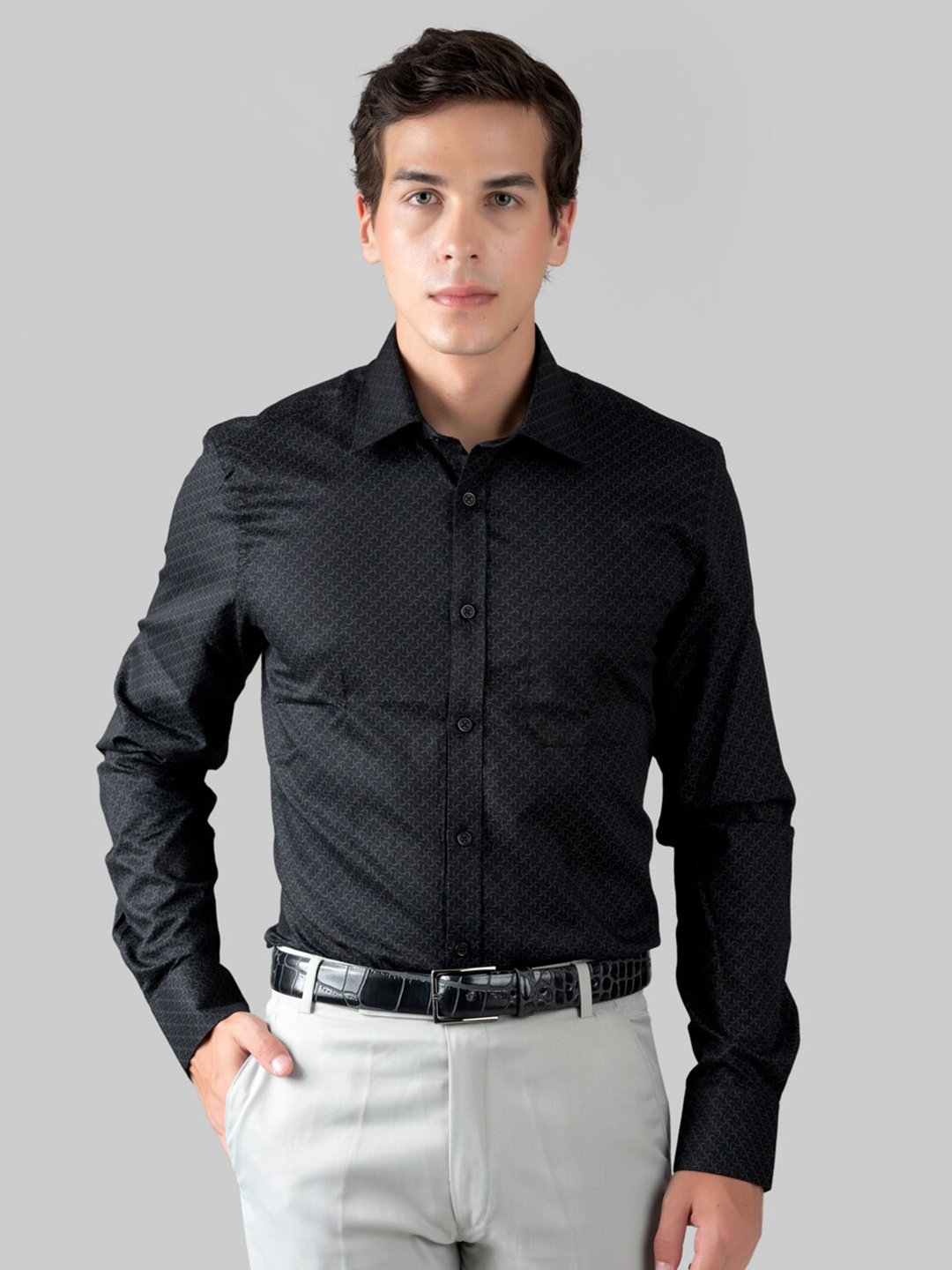 

MUTAQINOTI Cotton Comfort Opaque Formal Shirt, Black