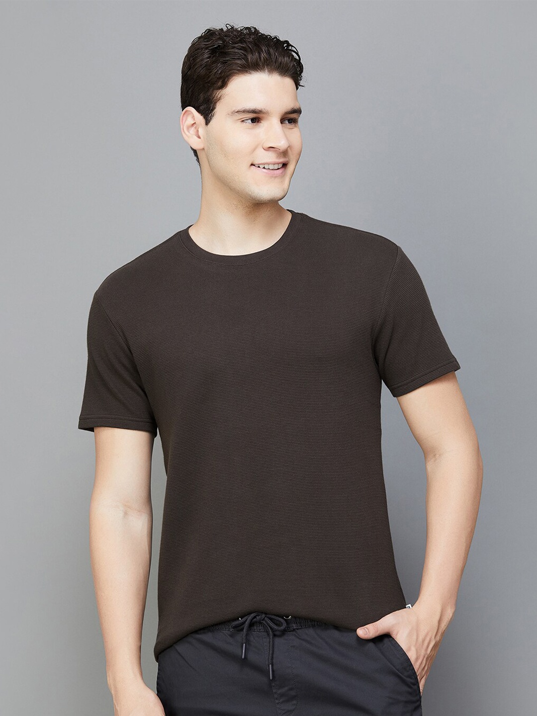 

Fame Forever by Lifestyle Short Sleeves Cotton Slim Fit T-shirt, Brown