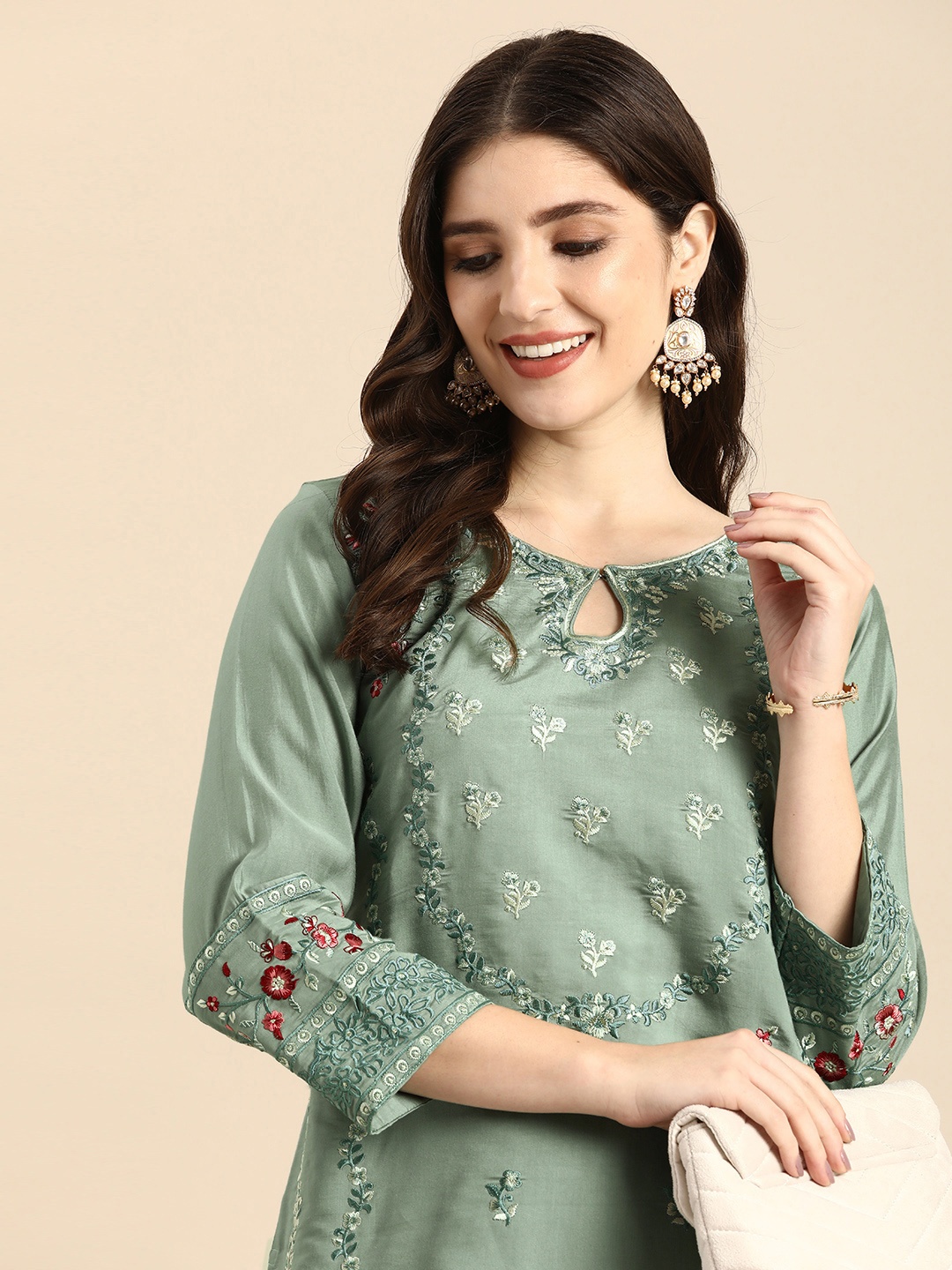 

Anouk Women Floral Embroidered Regular Kurta with Trousers, Sea green