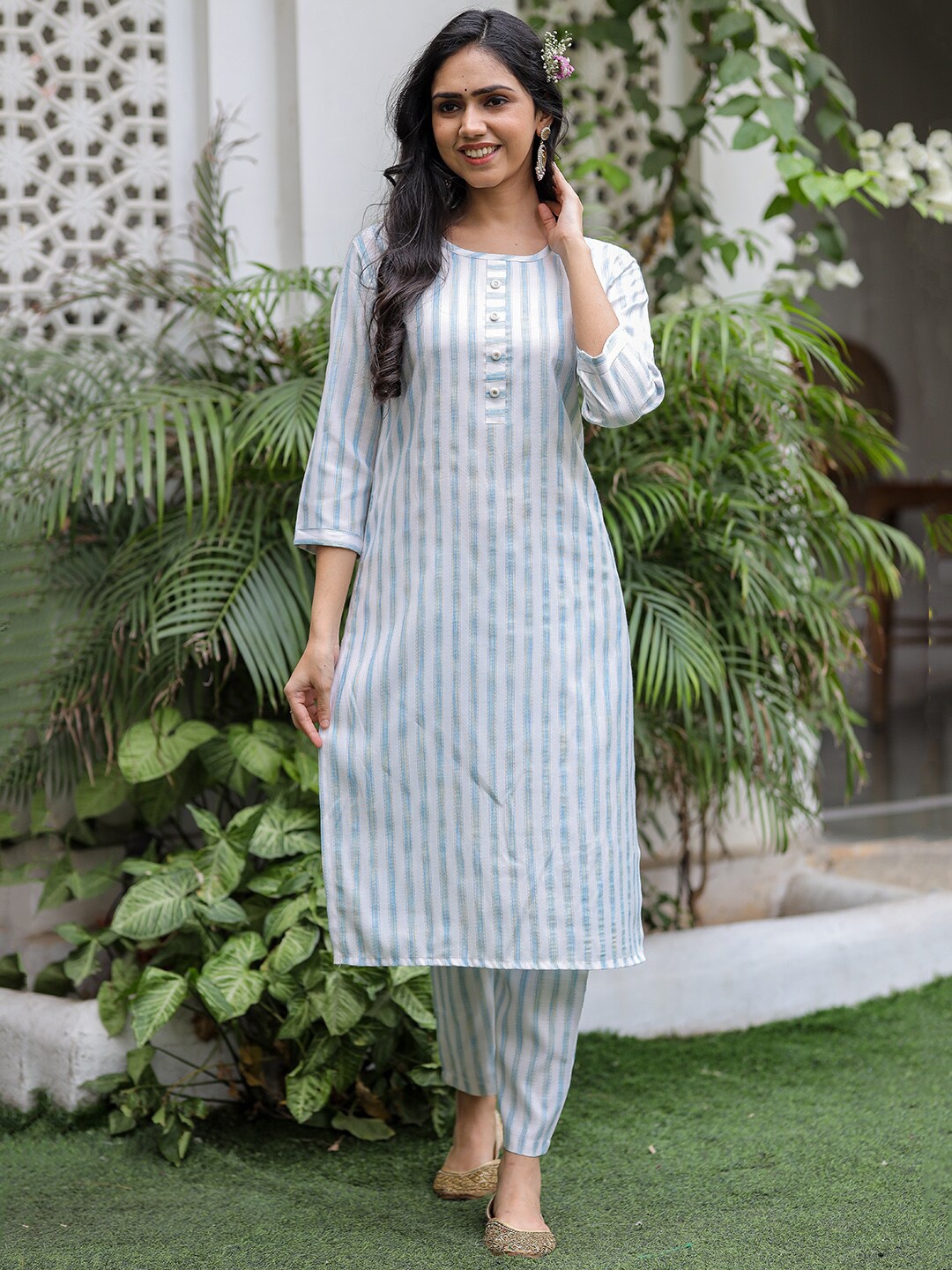 

KALINI Striped Round Neck Straight Kurta With Trousers, White