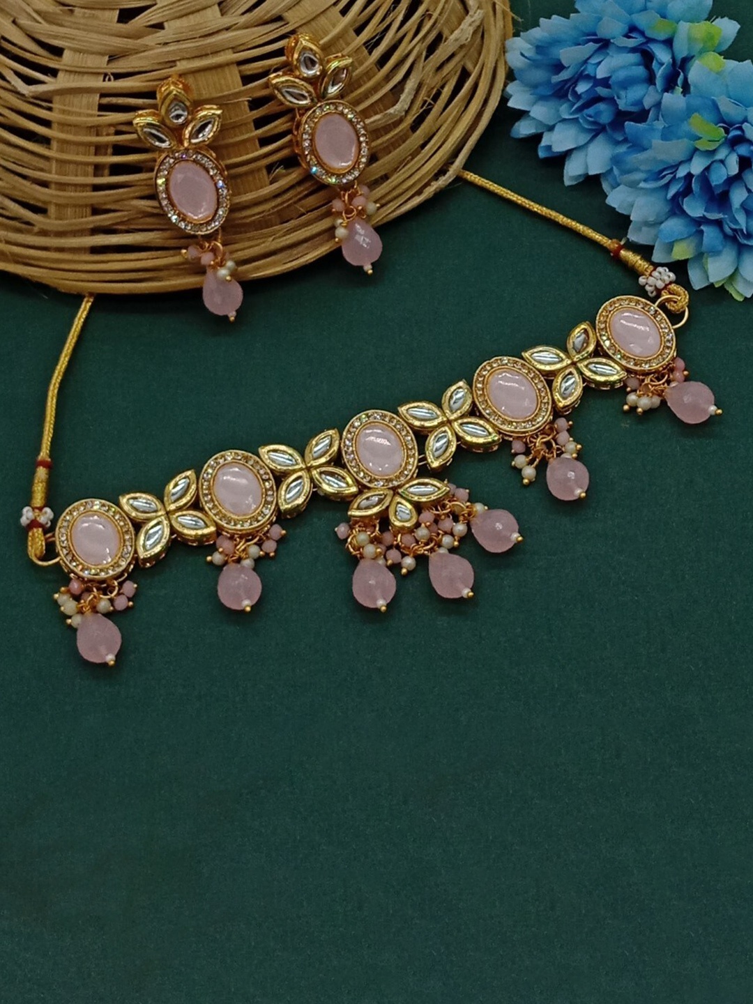 

AASHISH IMITATION Gold-Plated Kundan-Studded Choker Necklace And Earrings