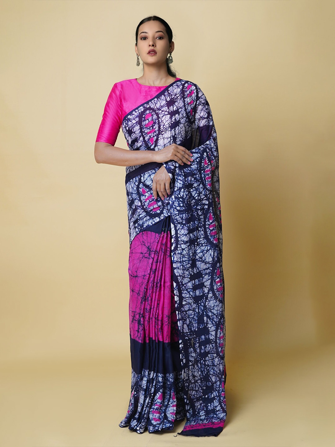 

Unnati Silks Batik Printed Pure Cotton Handloom Kota Saree, Navy blue