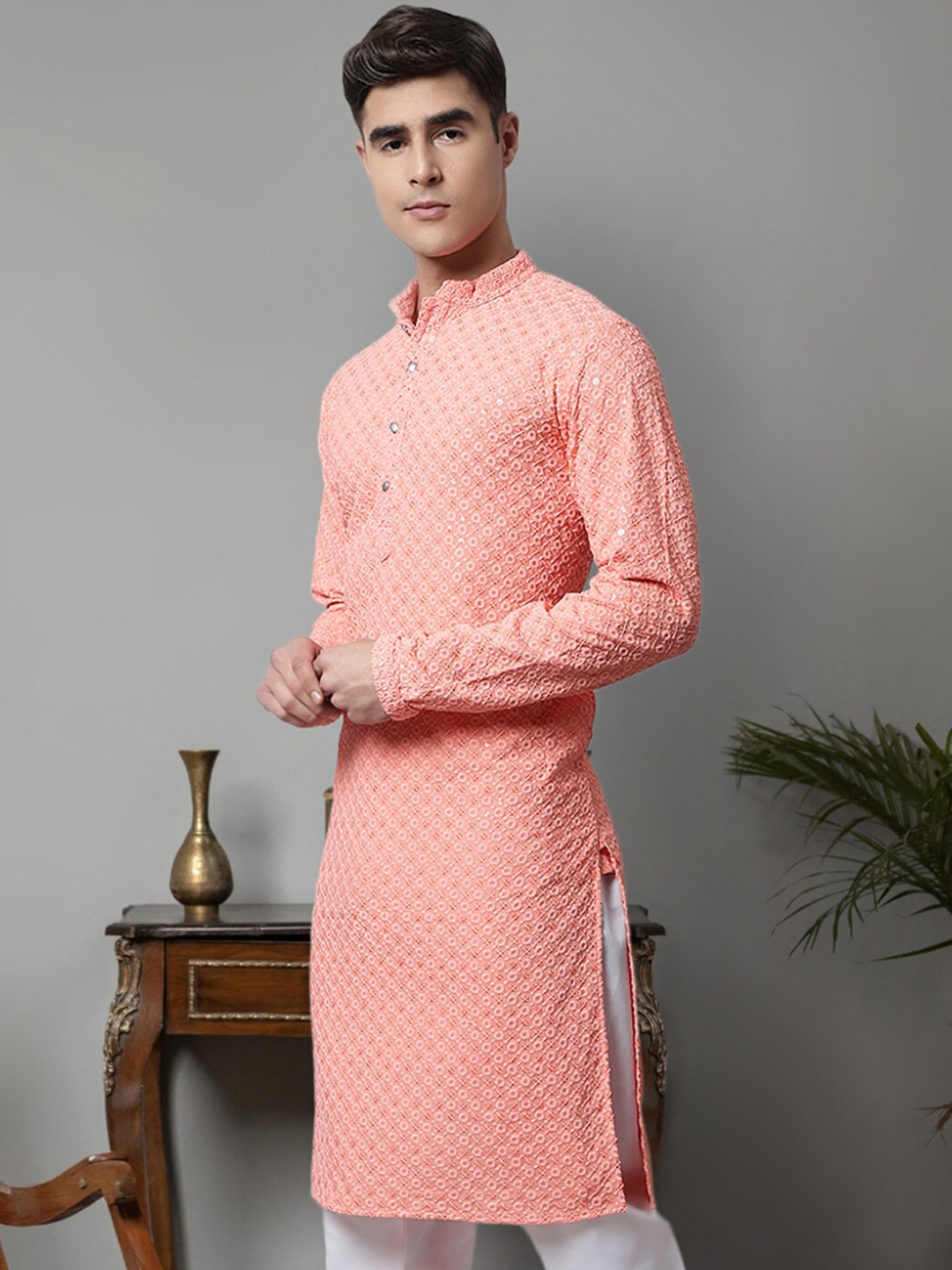 Jompers Embroidered Mandarin Collar Pure Cotton Chikankari Kurta, Peach