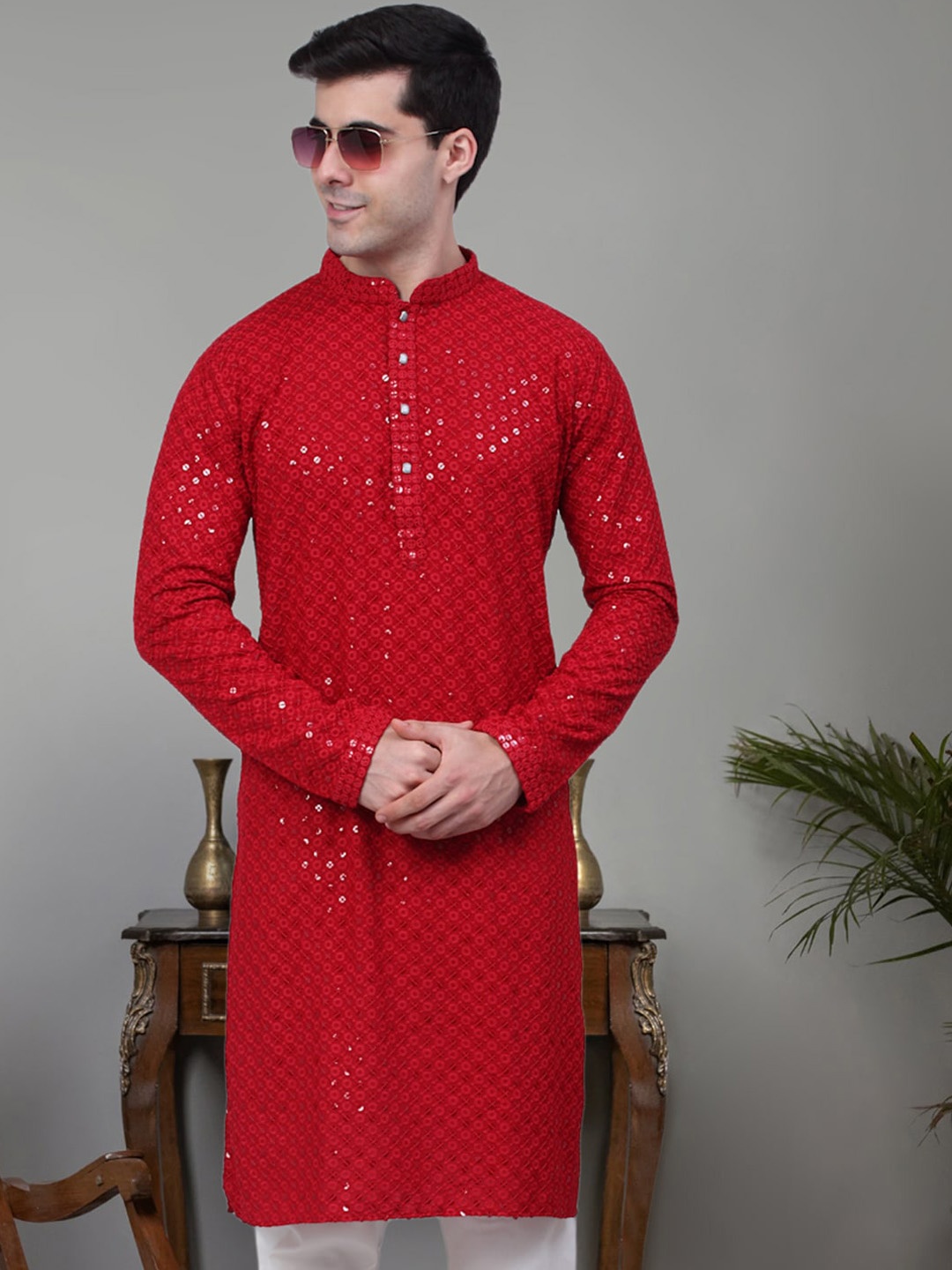 

Jompers Floral Embroidered Sequinned Pure Cotton Straight Kurta, Red