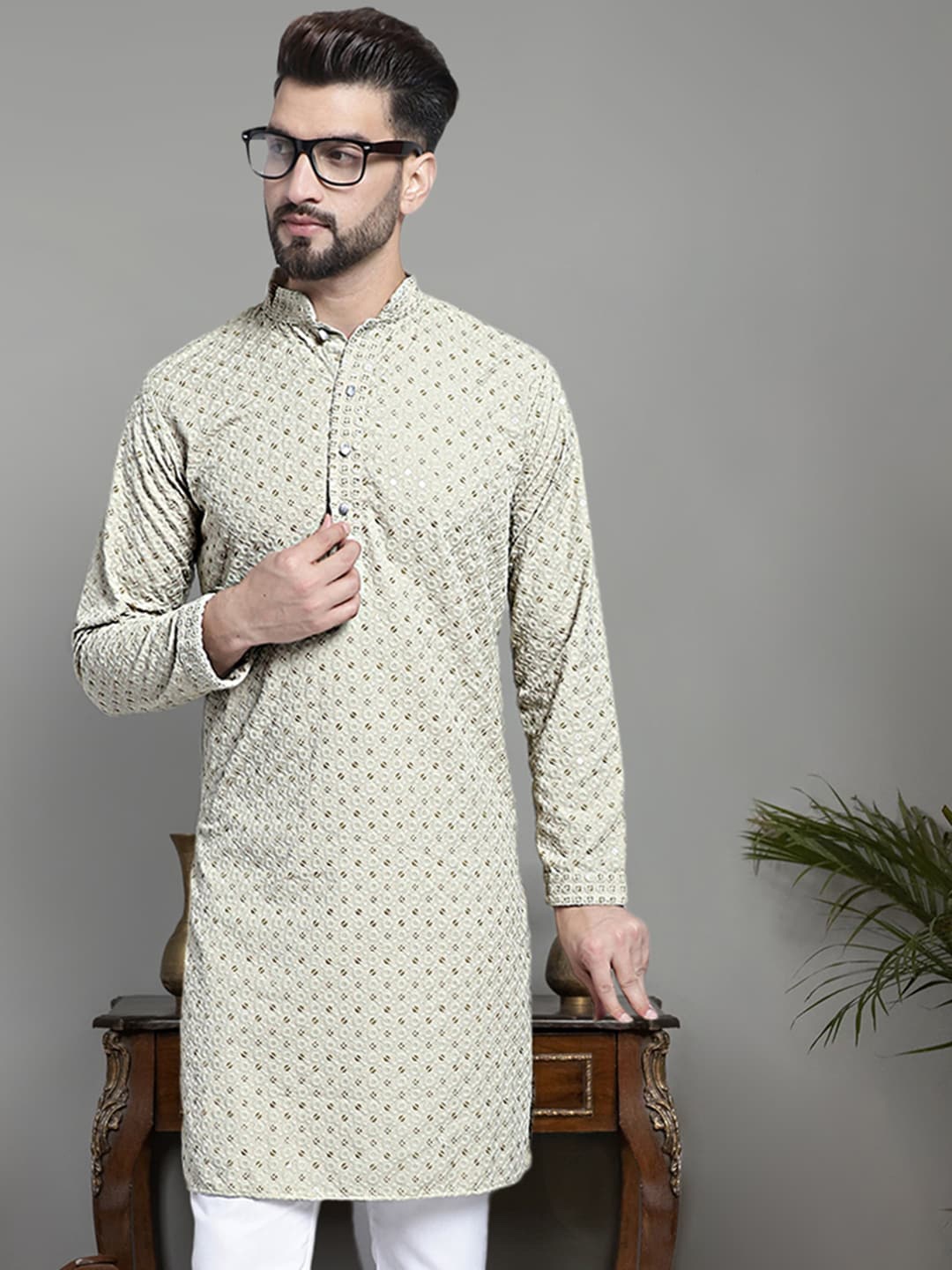 

Jompers Floral Embroidered Sequinned Pure Cotton Straight Kurta, Beige