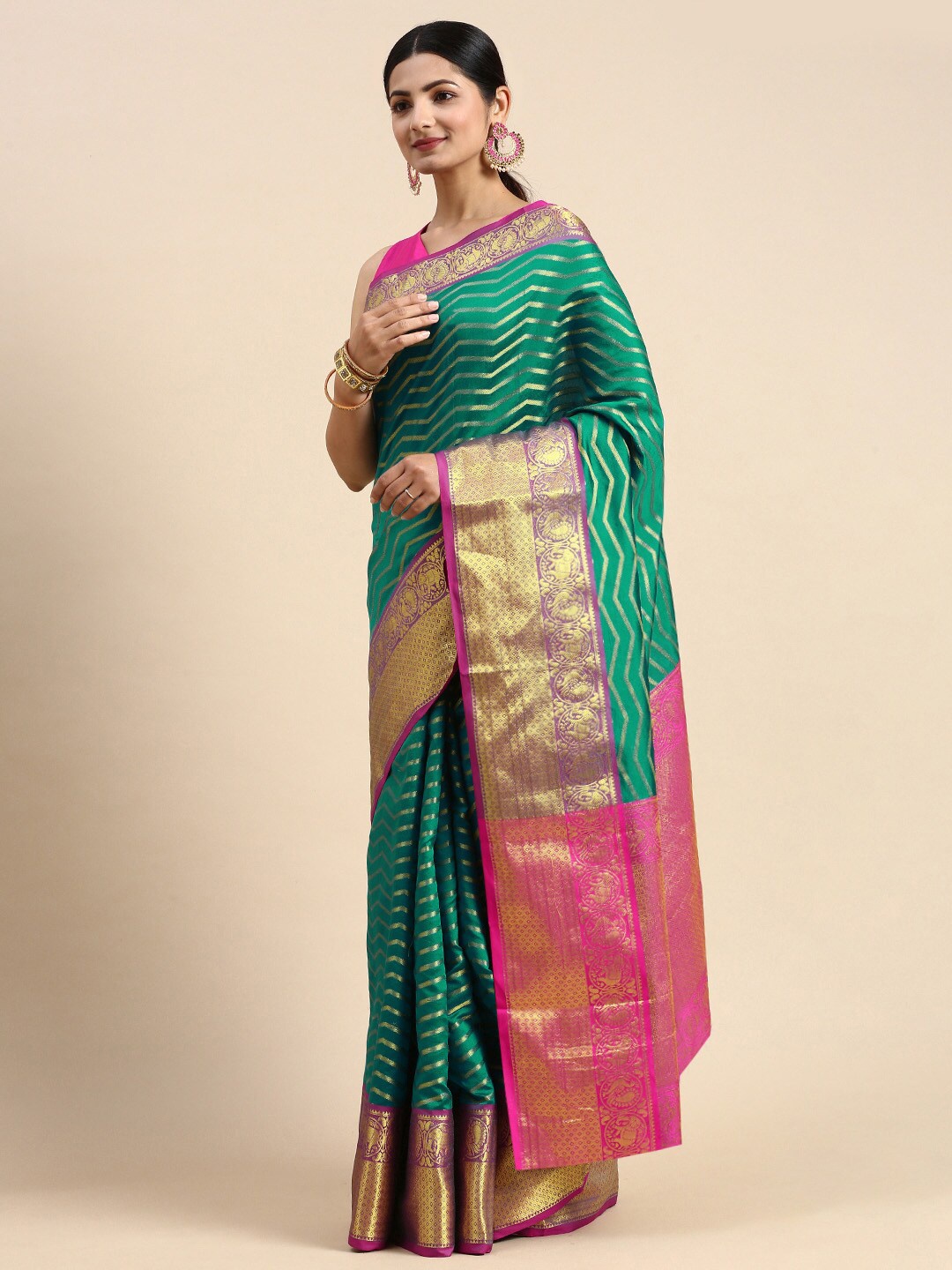 

Angroop Geometric Woven Design Zari Detailed Banarasi Saree, Green