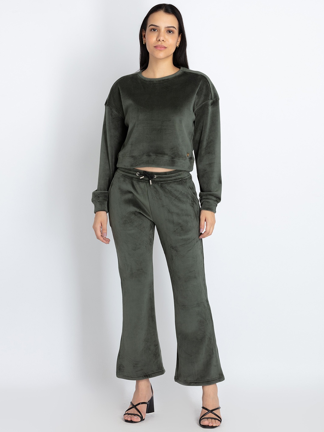 

Status Quo Round Neck Sweatshirt & Trousers, Olive