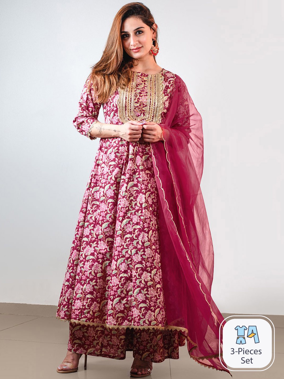 

Janasya Floral Printed Regular Gotta Patti Pure Cotton Kurta With Palazzos & With Dupatta, Pink