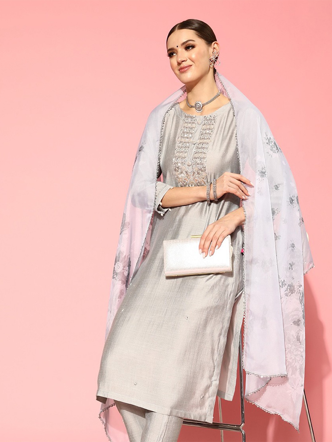 

Varanga Floral Embroidered Regular Beads and Stones Kurta with Trousers & Dupatta, Grey