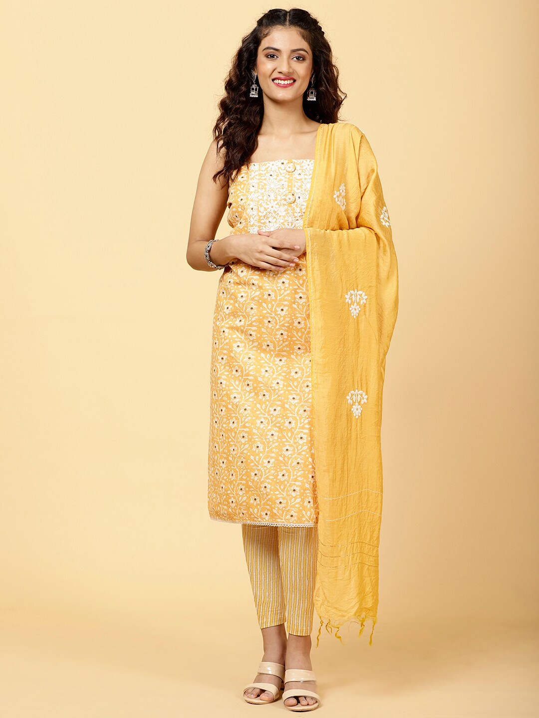 

Meena Bazaar Floral Printed Thread Work Unstitched Dress Material, Yellow