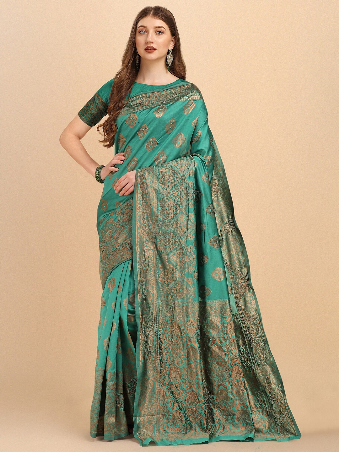 

Fashion Booms Ethnic Motifs Woven Design Zari Kanjeevaram Saree, Green