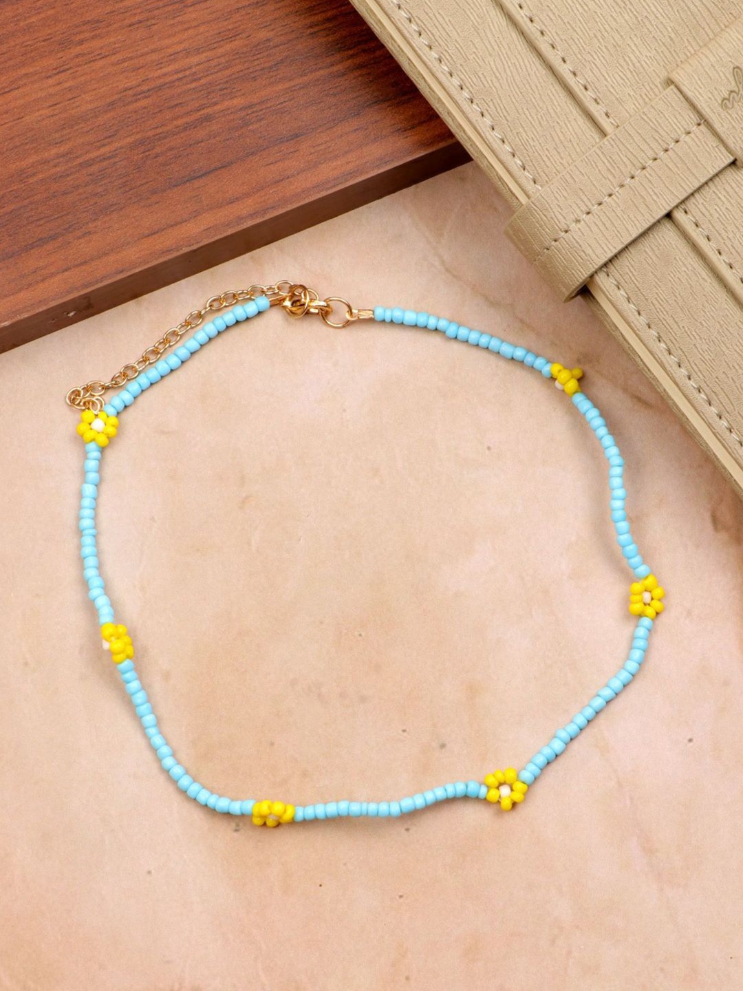 

Crunchy Fashion Gold-Plated Artificial Beads Necklace