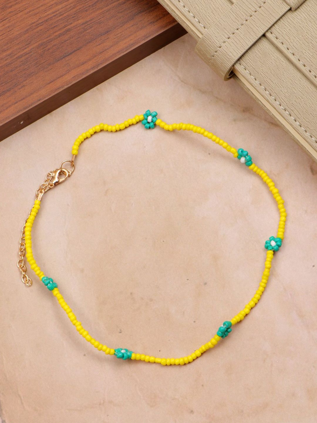 

Crunchy Fashion Gold-Plated Flower Choker Necklace, Yellow