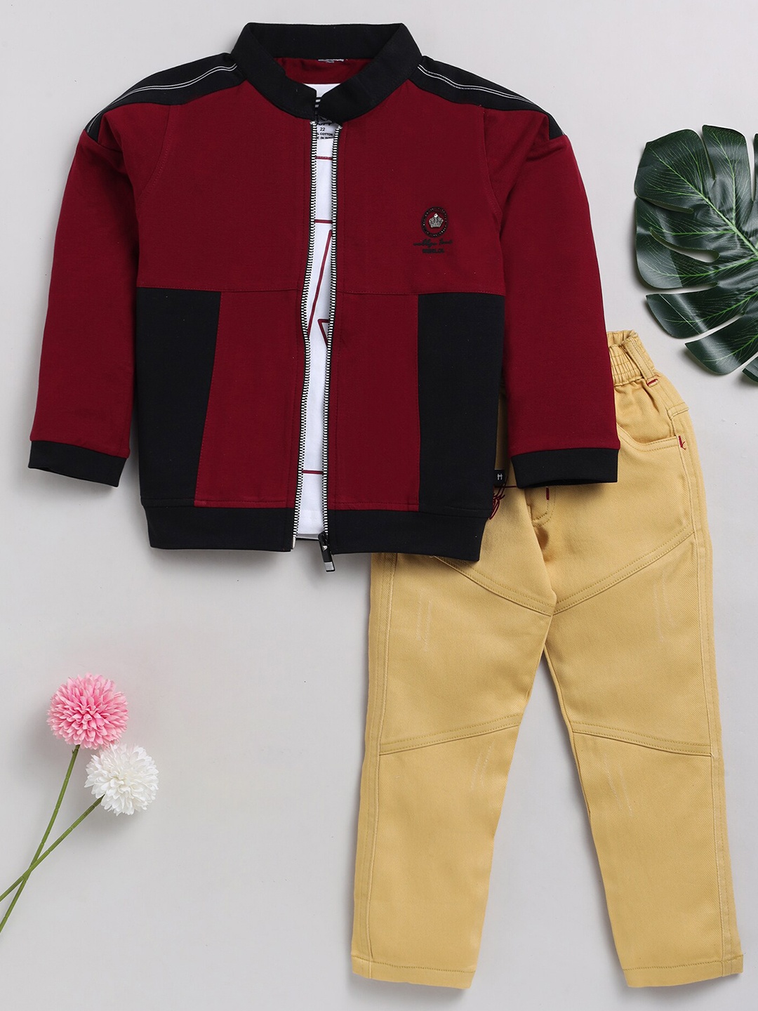 

Toonyport Boys Colourblocked Mandarin Collar Shirt with Trousers, Red