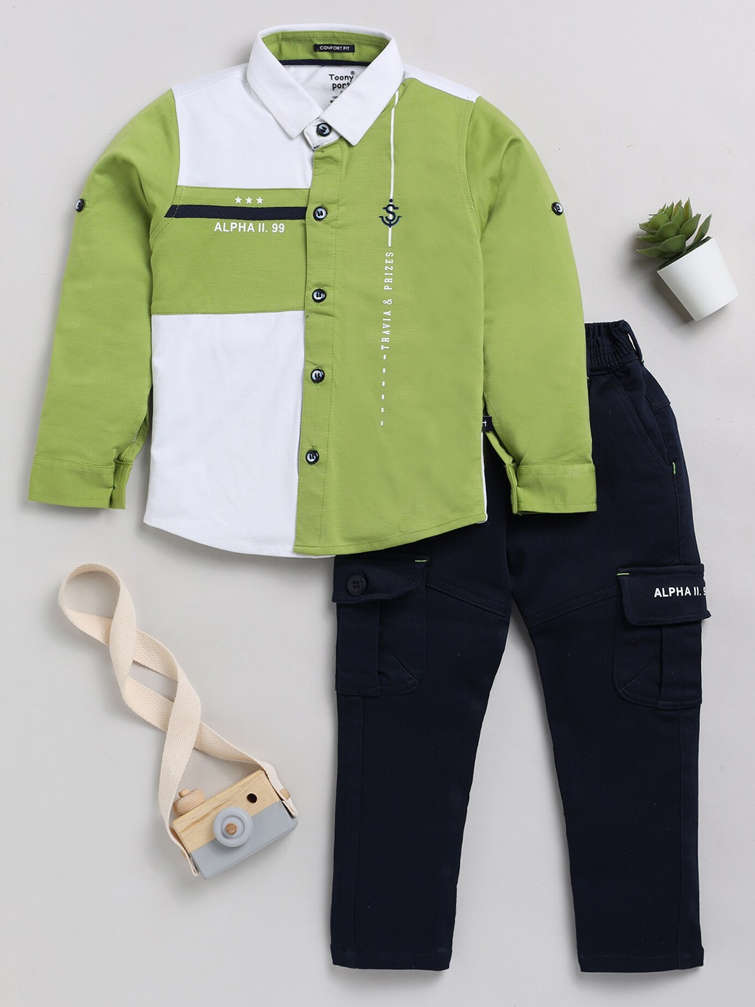 

Toonyport Boys Colourblocked Shirt with Trousers, Green