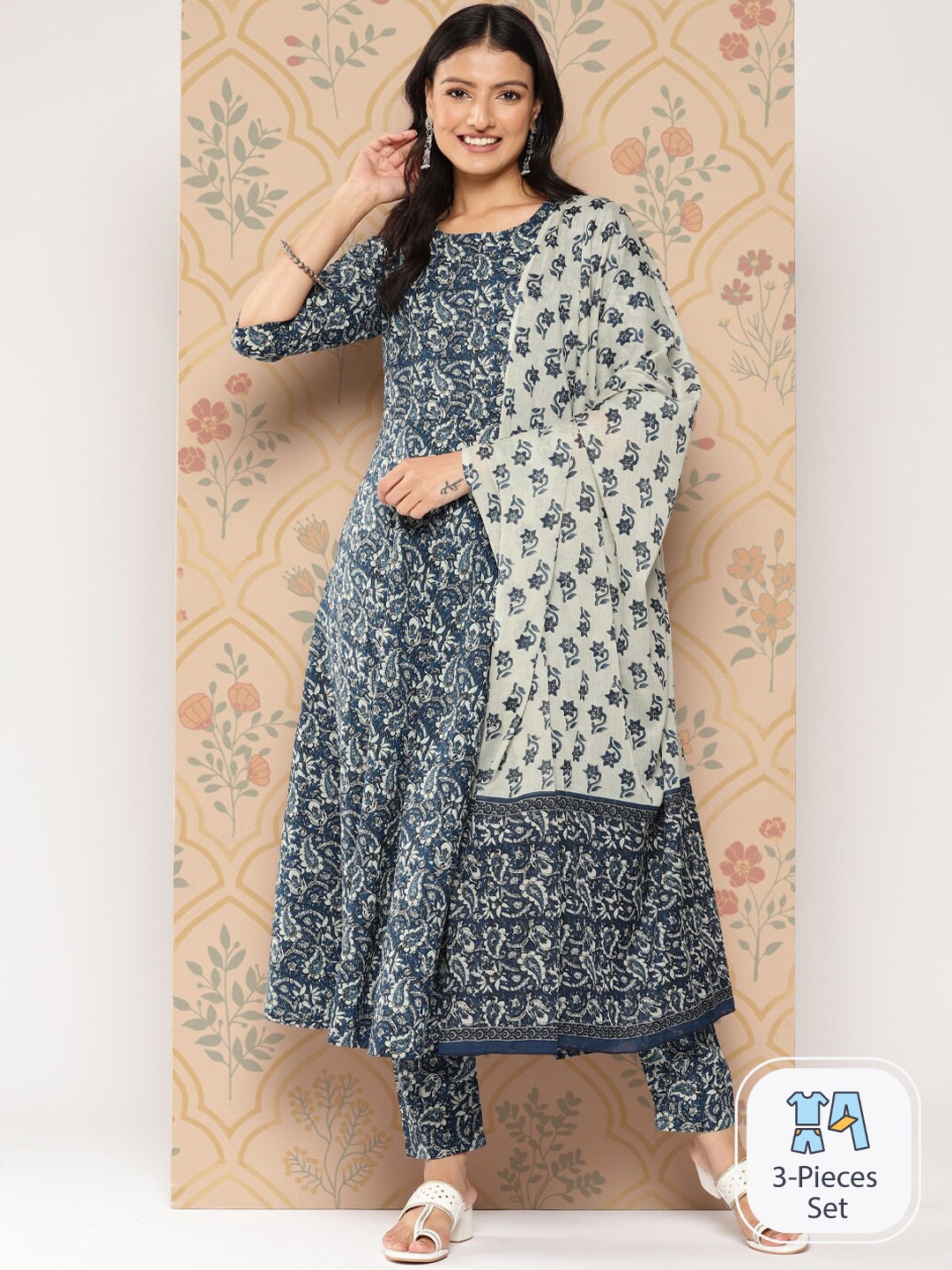 

Nayo Paisley Printed Regular Pure Cotton Anarkali Kurta & Trousers With Dupatta, Navy blue