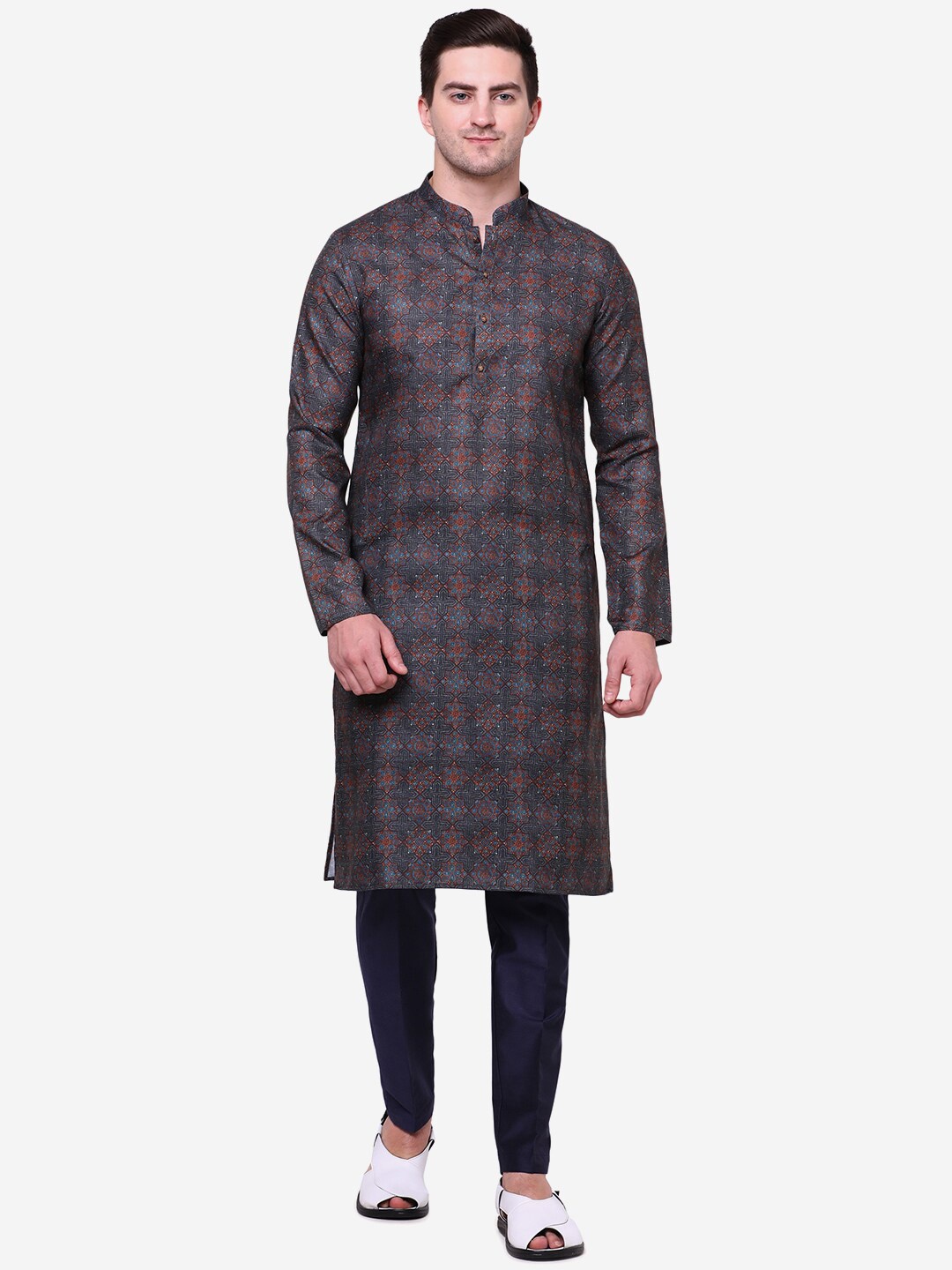 

THE KURTA COMPANY Geometric Printed Mandarin Collar Silk Kurta, Grey