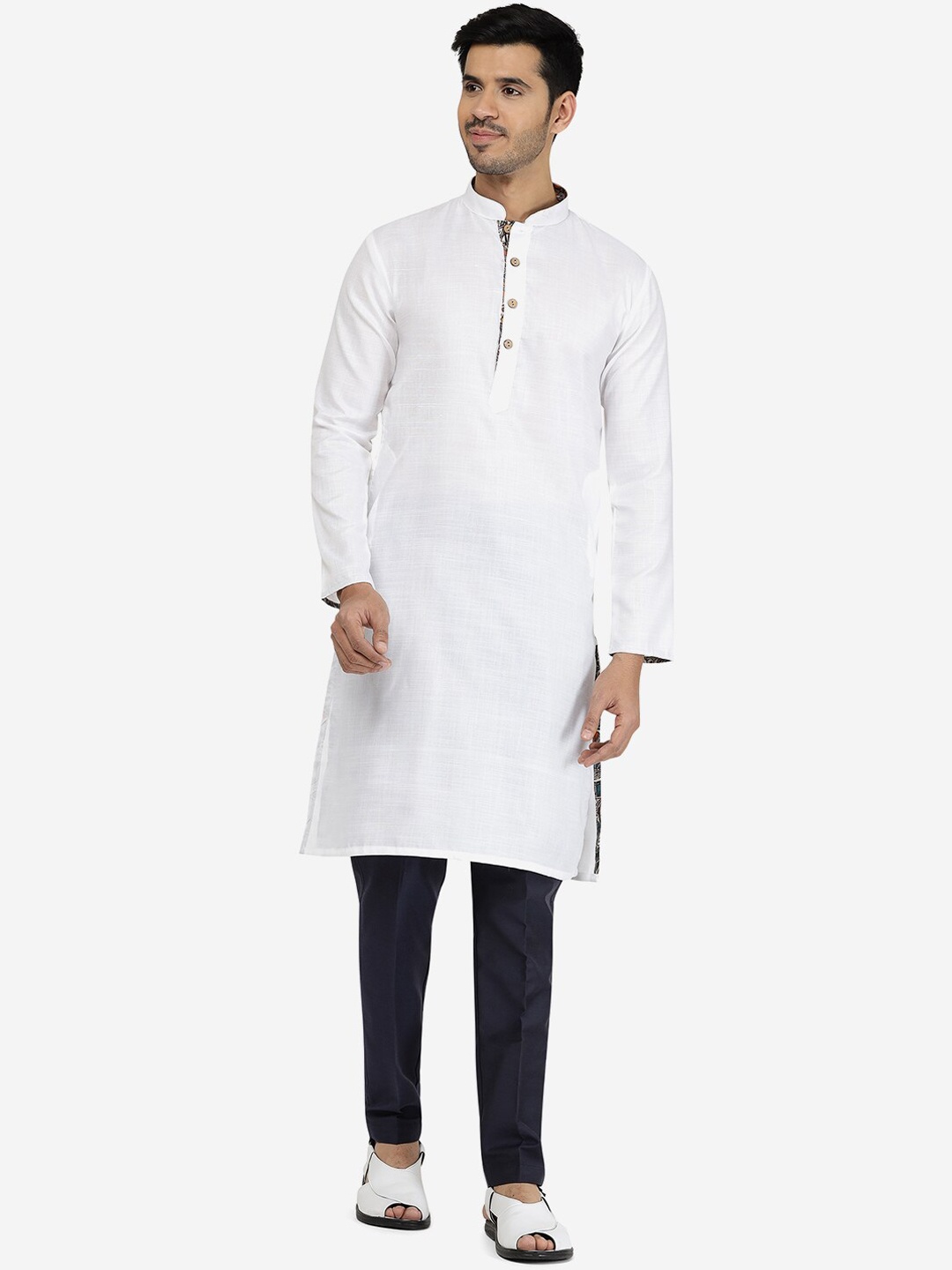 

THE KURTA COMPANY Mandarin Collar Long Sleeves Kurta, White