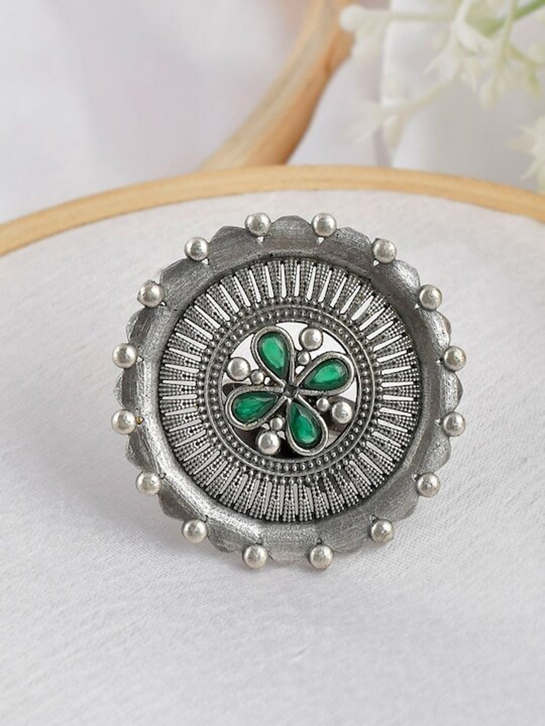 

Infuzze Silver-Plated Stone-Studded Oxidised Finger Ring