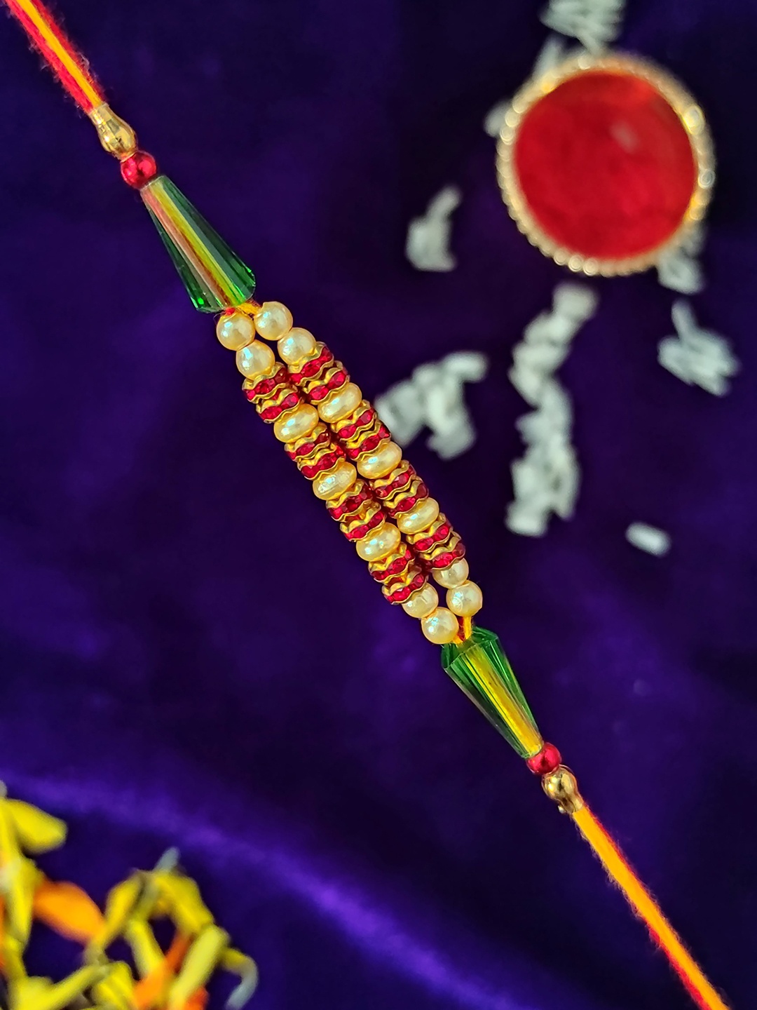 

CRAYTON Pearl Beaded Rakhi, Gold