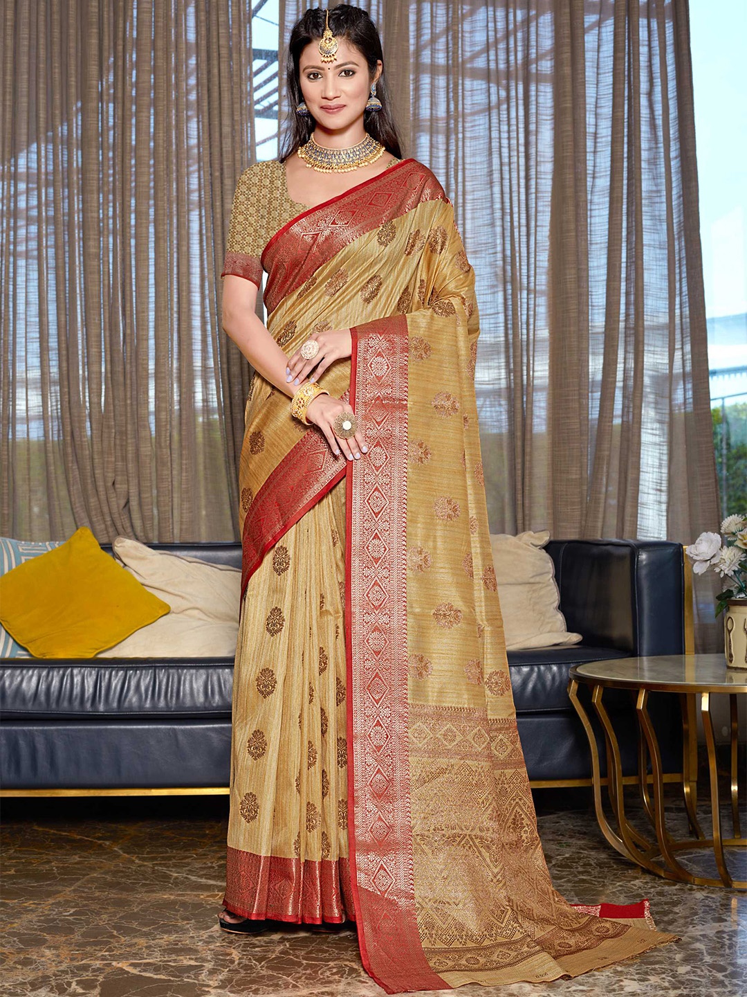 

Mitera Woven Design Zari Banarasi Saree, Beige