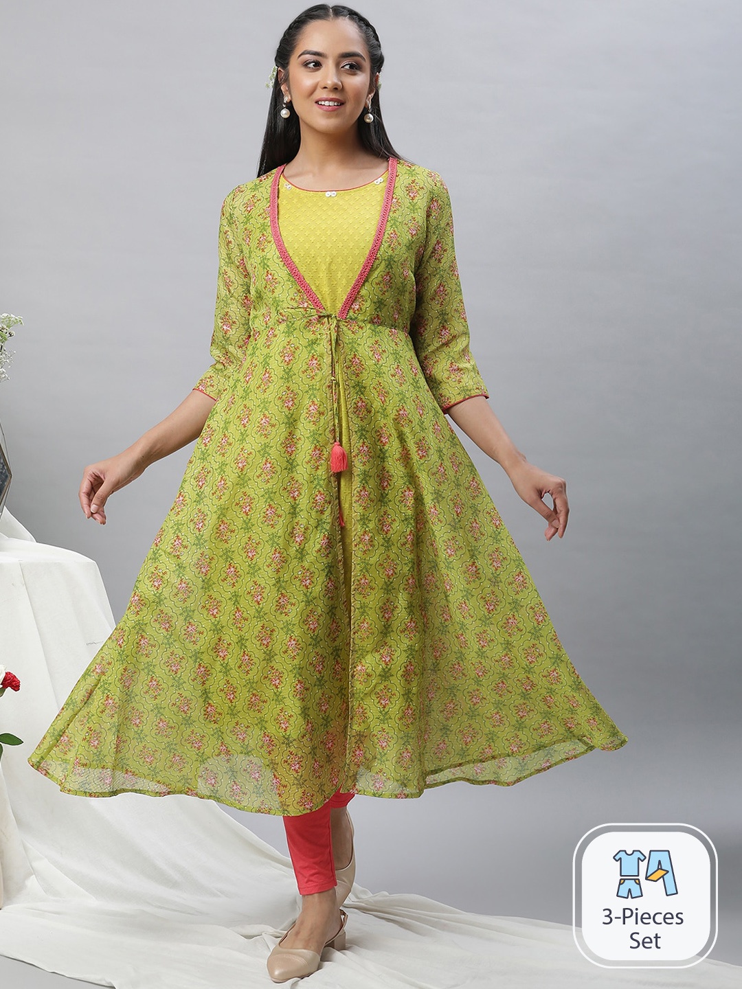

AURELIA Self Design Textured Regular Pure Cotton Kurta With Leggings & With Jacket, Green