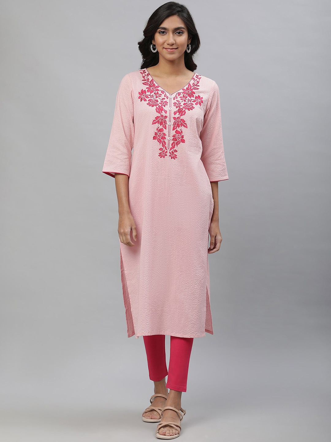 

AURELIA Floral Yoke Design Thread Work Straight Kurta, Pink