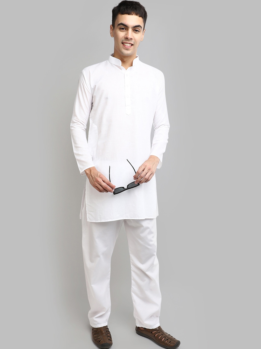 

V-Mart Pure Cotton Straight Kurta With Pyjamas, White