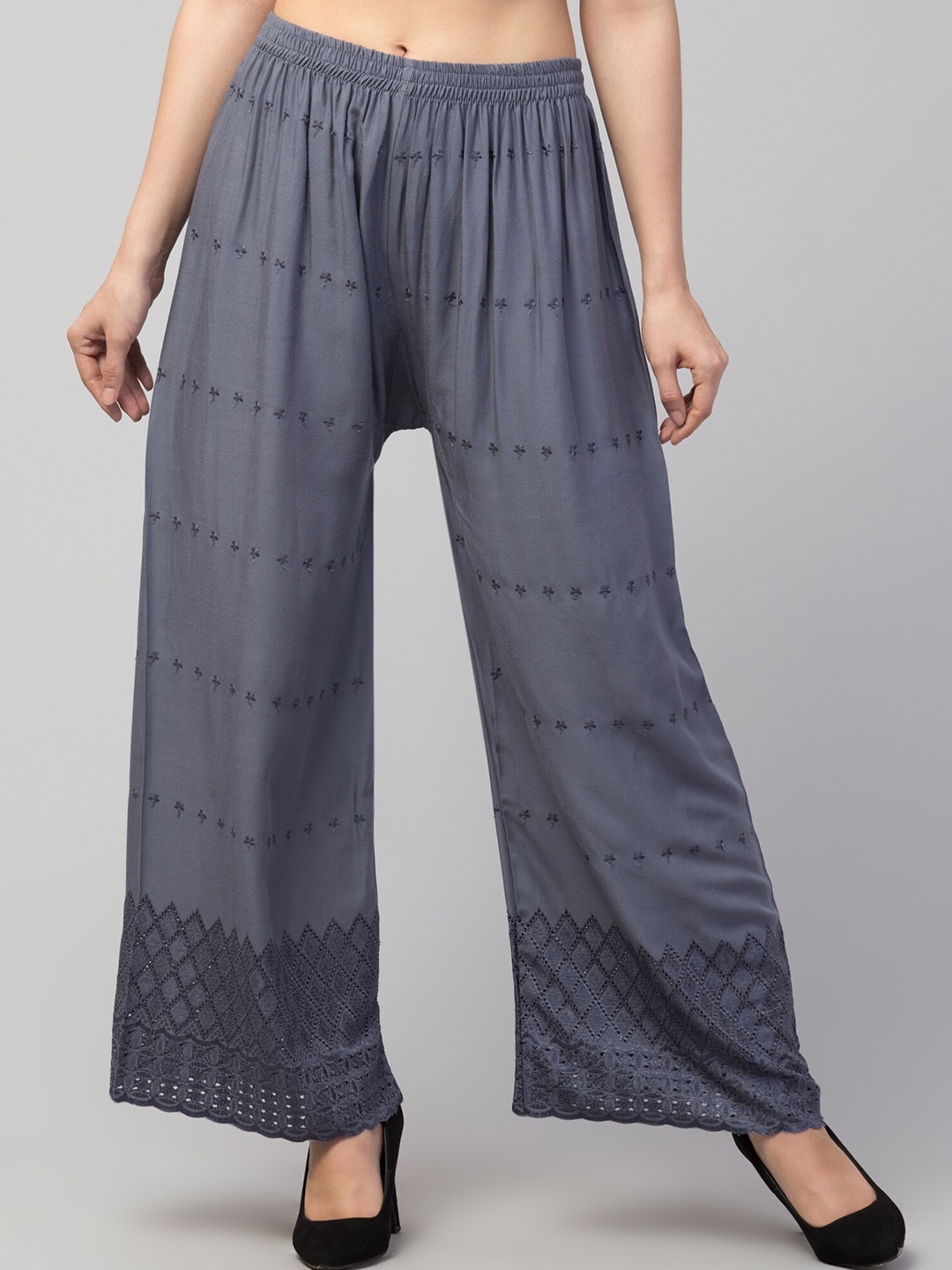 

Trend Level Geometric Embroidered Palazzos, Grey