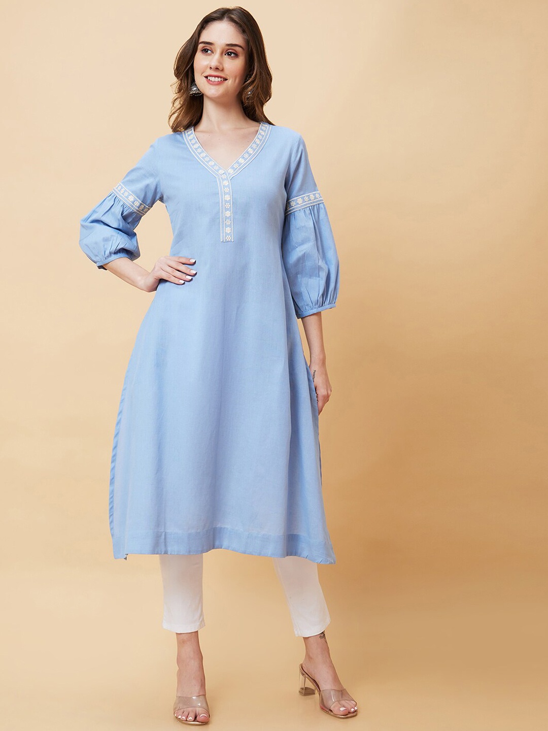 

Globus Floral Embroidered Puff Sleeves Pure Cotton A-line Kurta, Blue