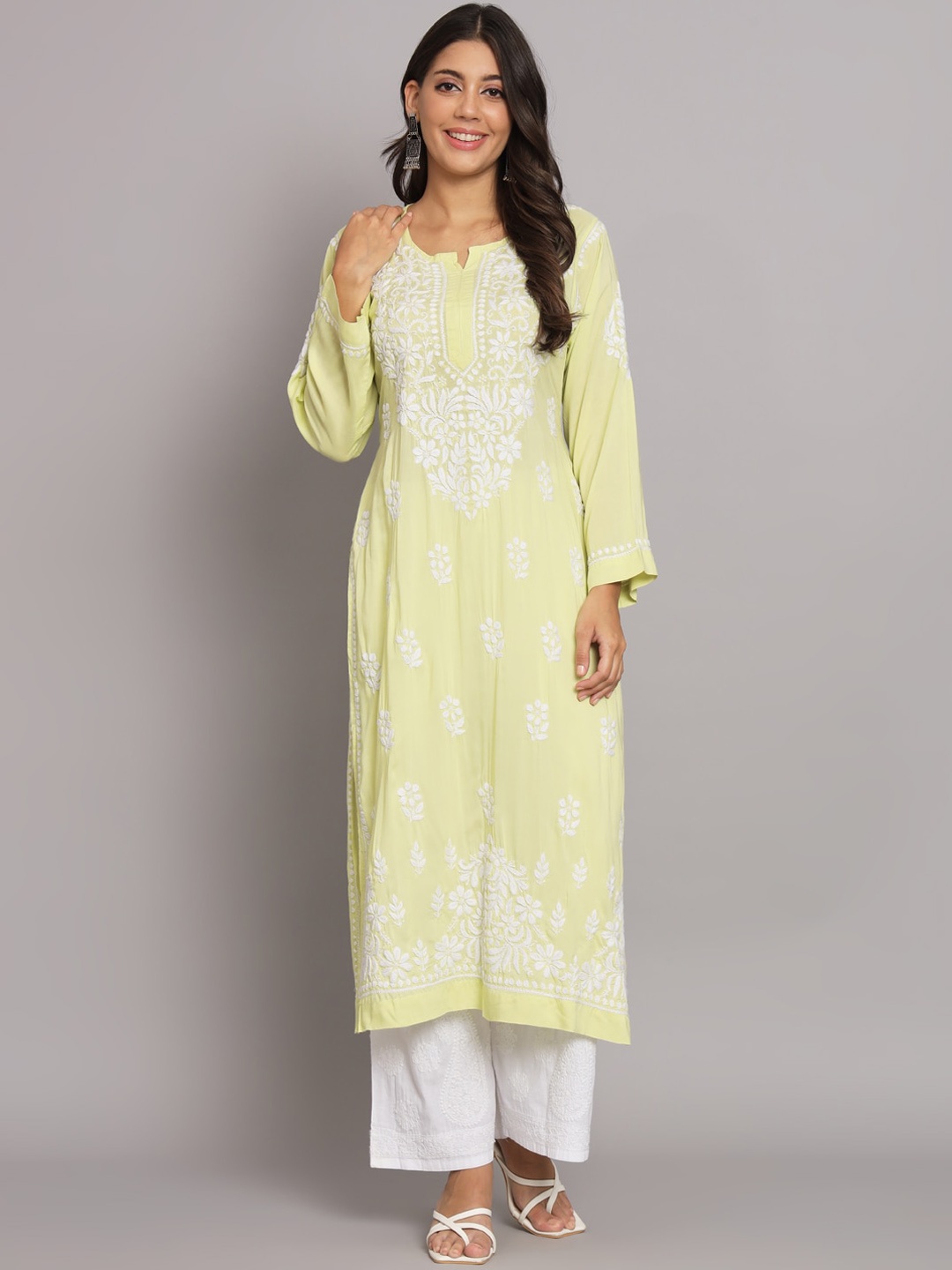 

PARAMOUNT CHIKAN Women Embroidered Chikankari Straight Kurta, Lime green