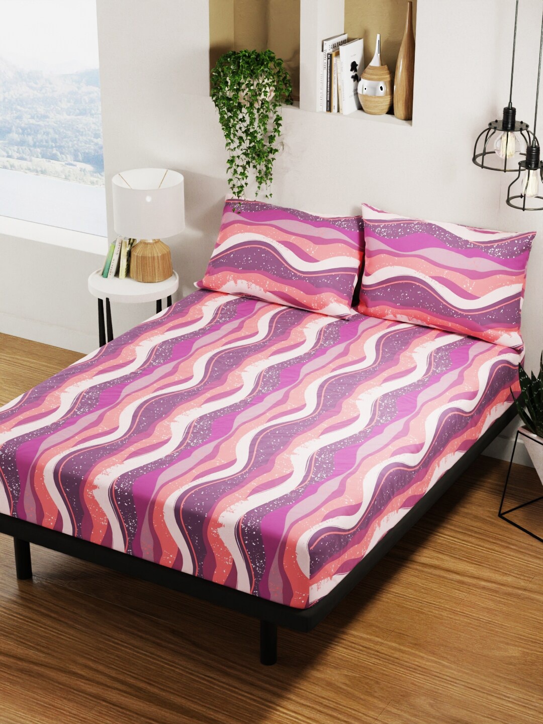 

BIANCA Platinum Red & White Printed Pure Cotton 144 TC Queen Bedsheet With 2 Pillow Covers